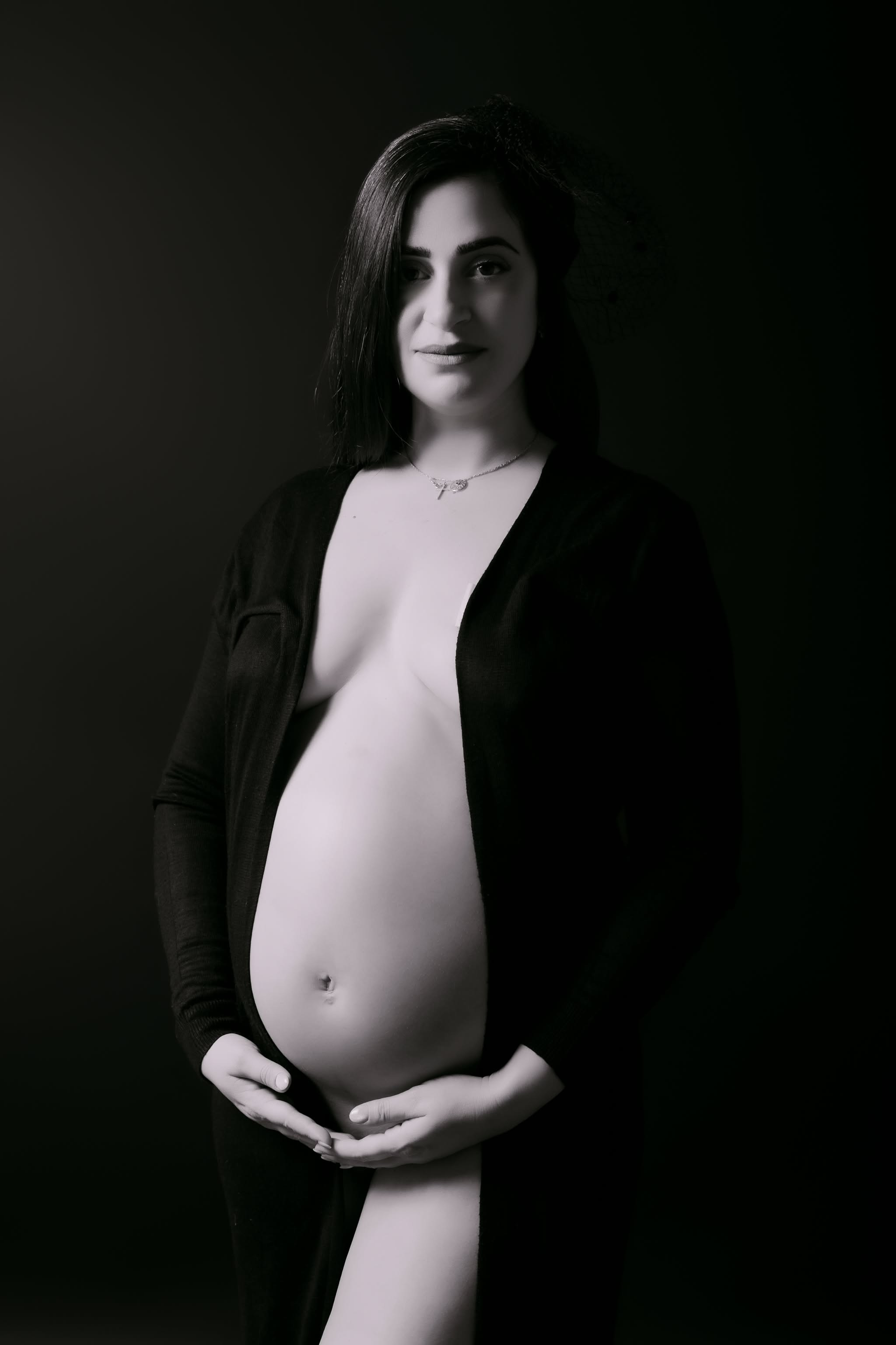 Maternity Photo Sessions. Marlen Efstathiou Photography