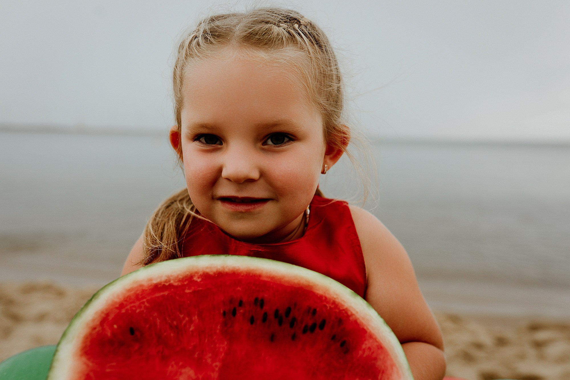Kornelka - minisesja arbuzowa na plaży. Fotograf ślubny i rodzinny - Kaszuby, Trójmiasto