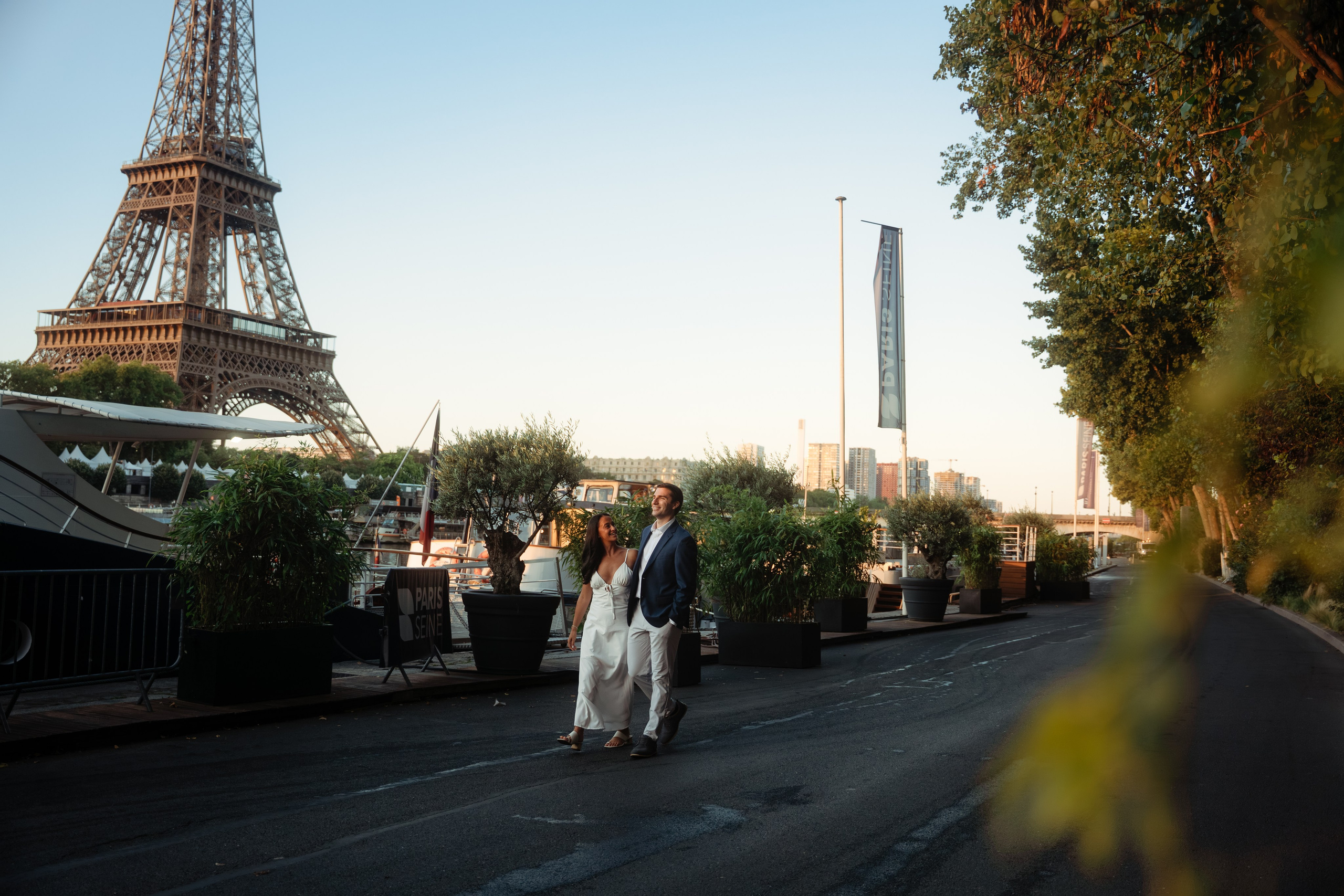 Dan & Page — Engaged in Paris. Фотограф в Париже Полина Осипова