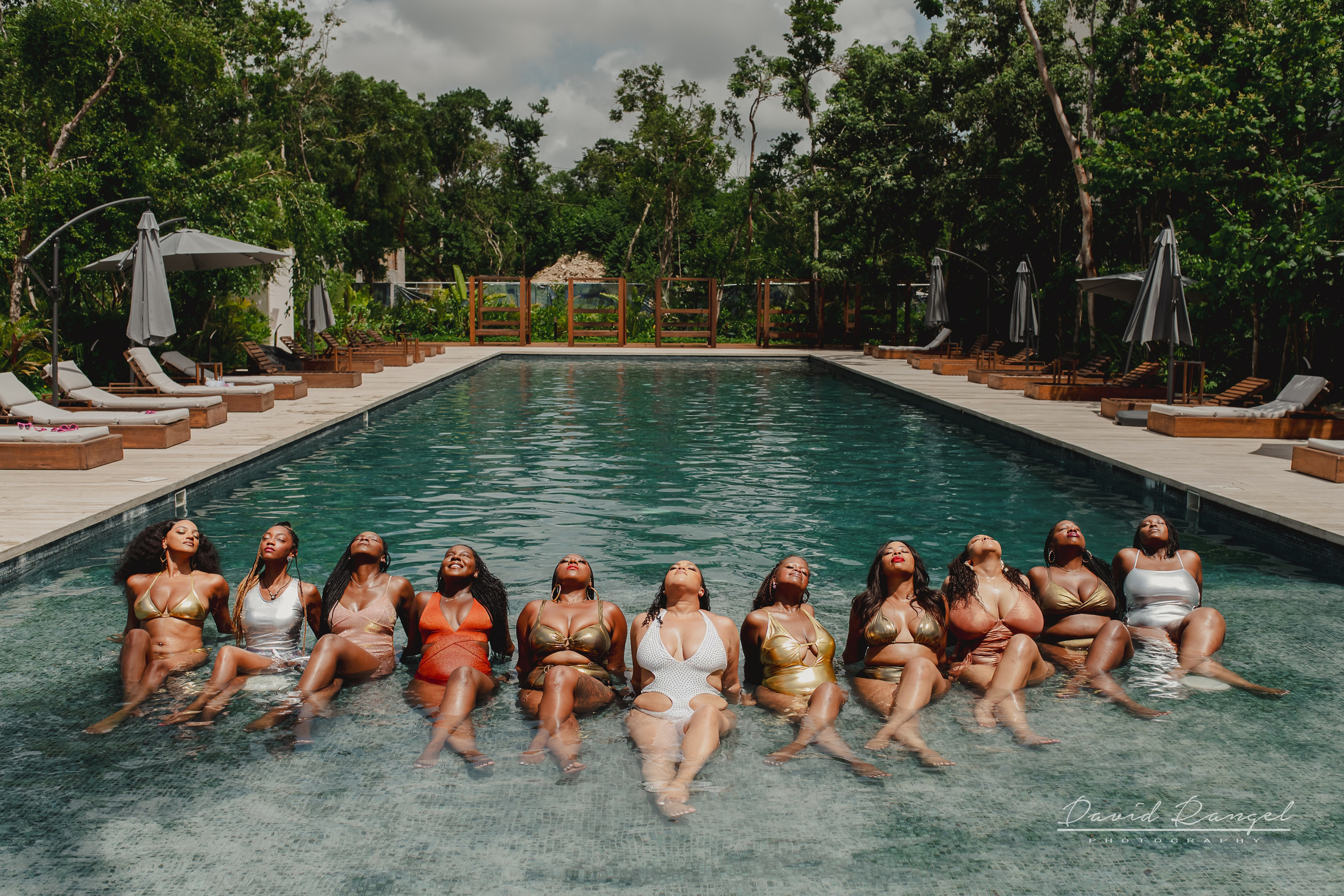 Bachelorette. Destination wedding photographer based in Cancun and Riviera Maya with service worldwide