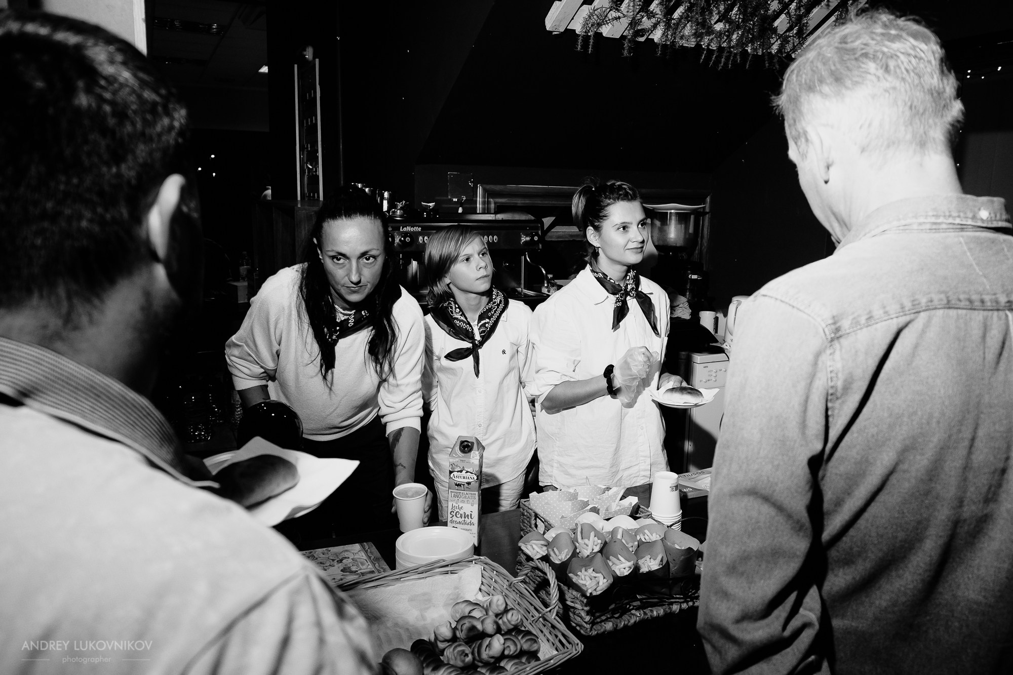 Репортаж со спектакля «Картошка фри» в Торревьехе | Фотограф в Испании Андрей Луковников