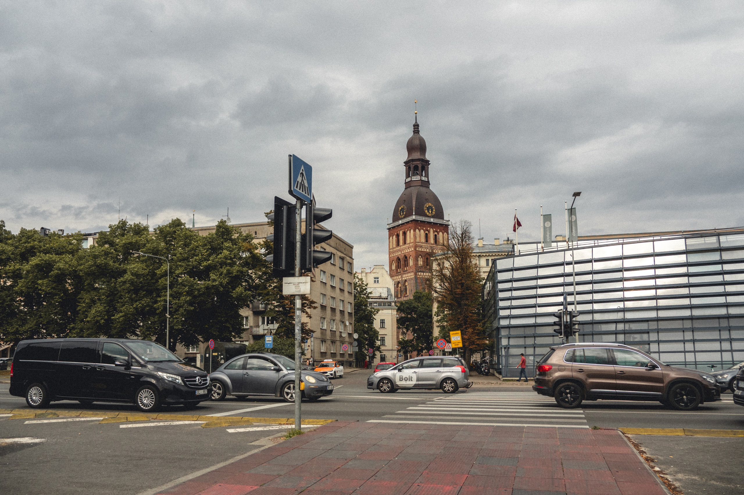 Voyage à Riga. Photographe sur Cote d’Azur. Portraits de familles, couples, enfants, événements