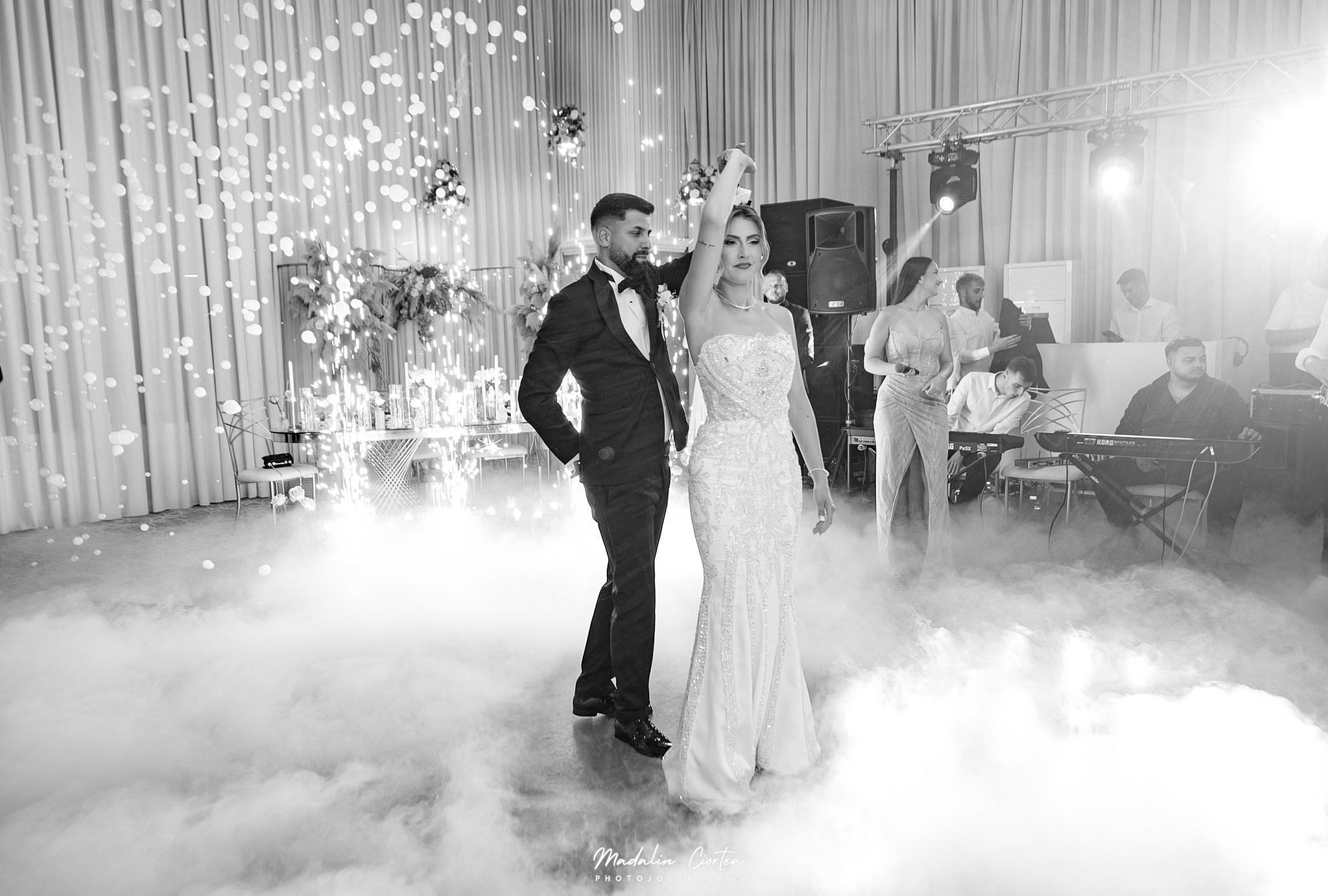 Delia & Andrei | Nuntă la Cosmopolitan Events | Alba Iulia. Mădălin Ciortea - fotograf de nuntă și de familie | Dream Art Events