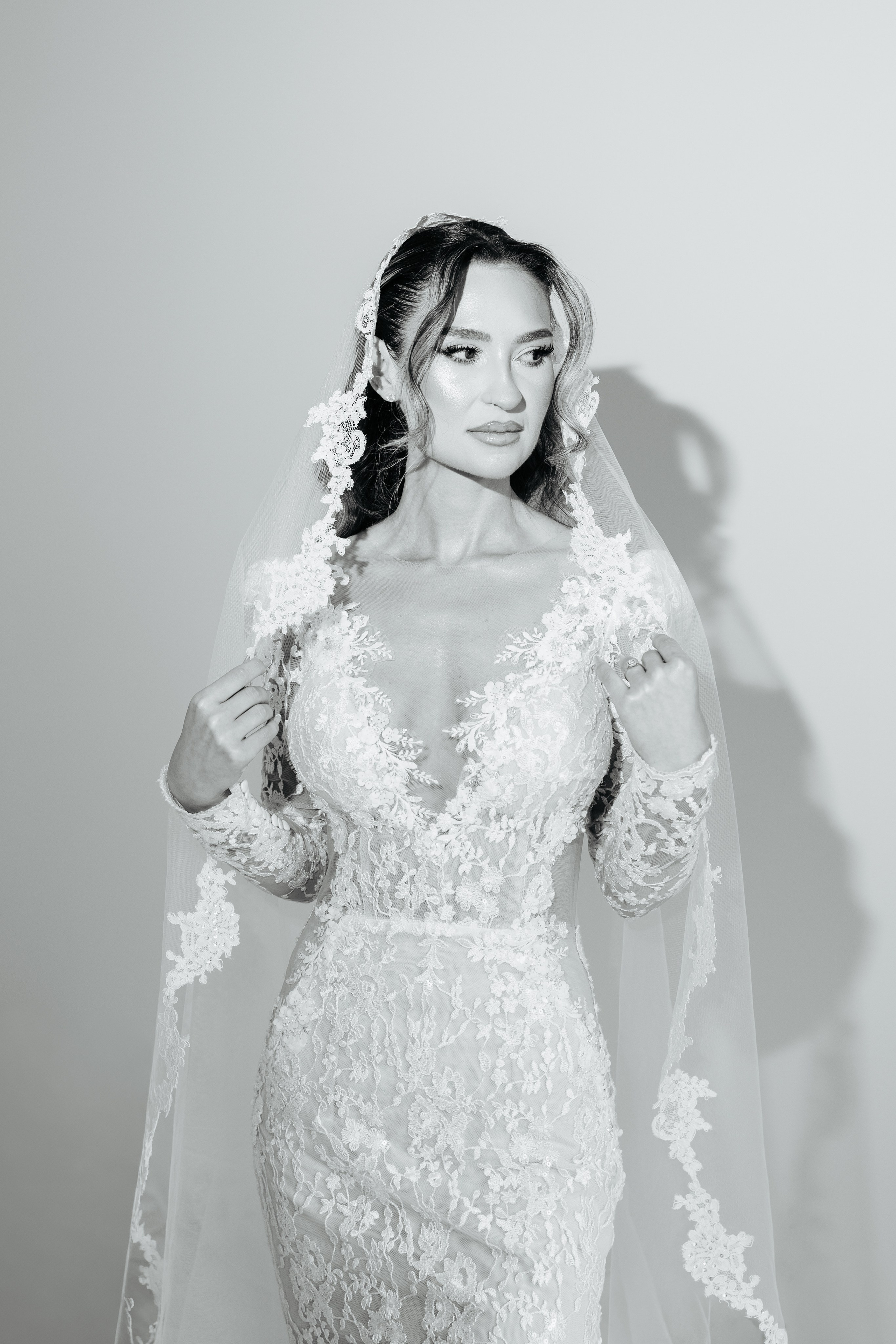 PORTFOLIO. Wedding Photographer Editorial Storytelling Cluj, Romania & Europe|Lore Photography