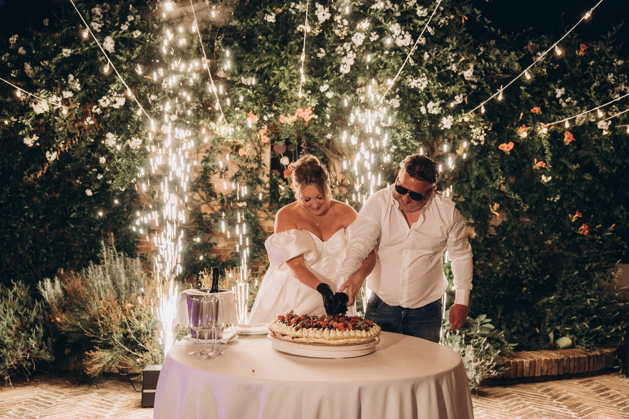 SARAH AND DEAN _VILLA TAMBOLINA. PHOTOGRAPHER IN ITALY