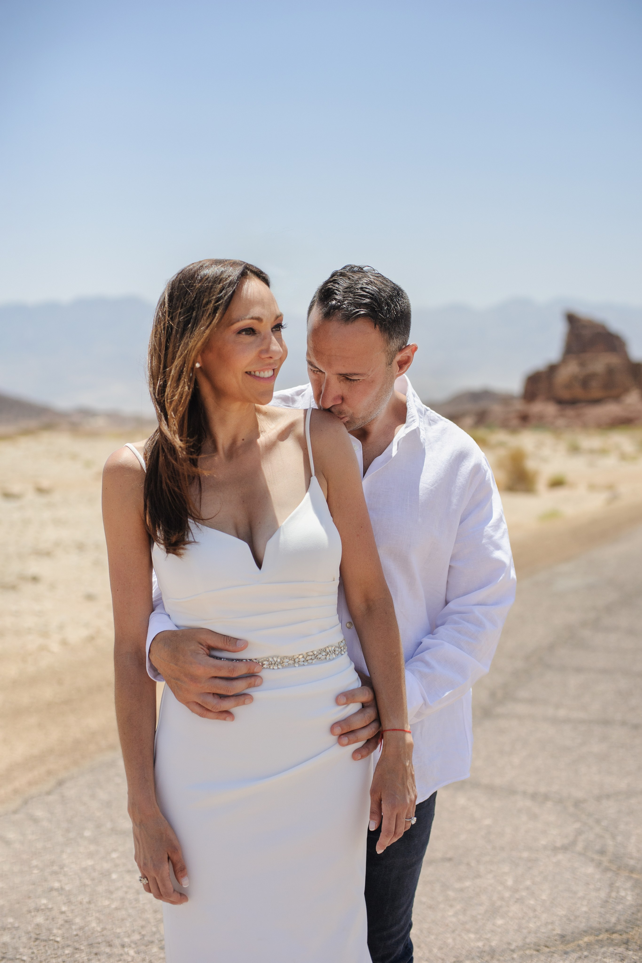 Wedding in the Timna park for Guy & Jodie. Family children pregnancy love stories photographer in Eilat Israel Olga Amchislavsky