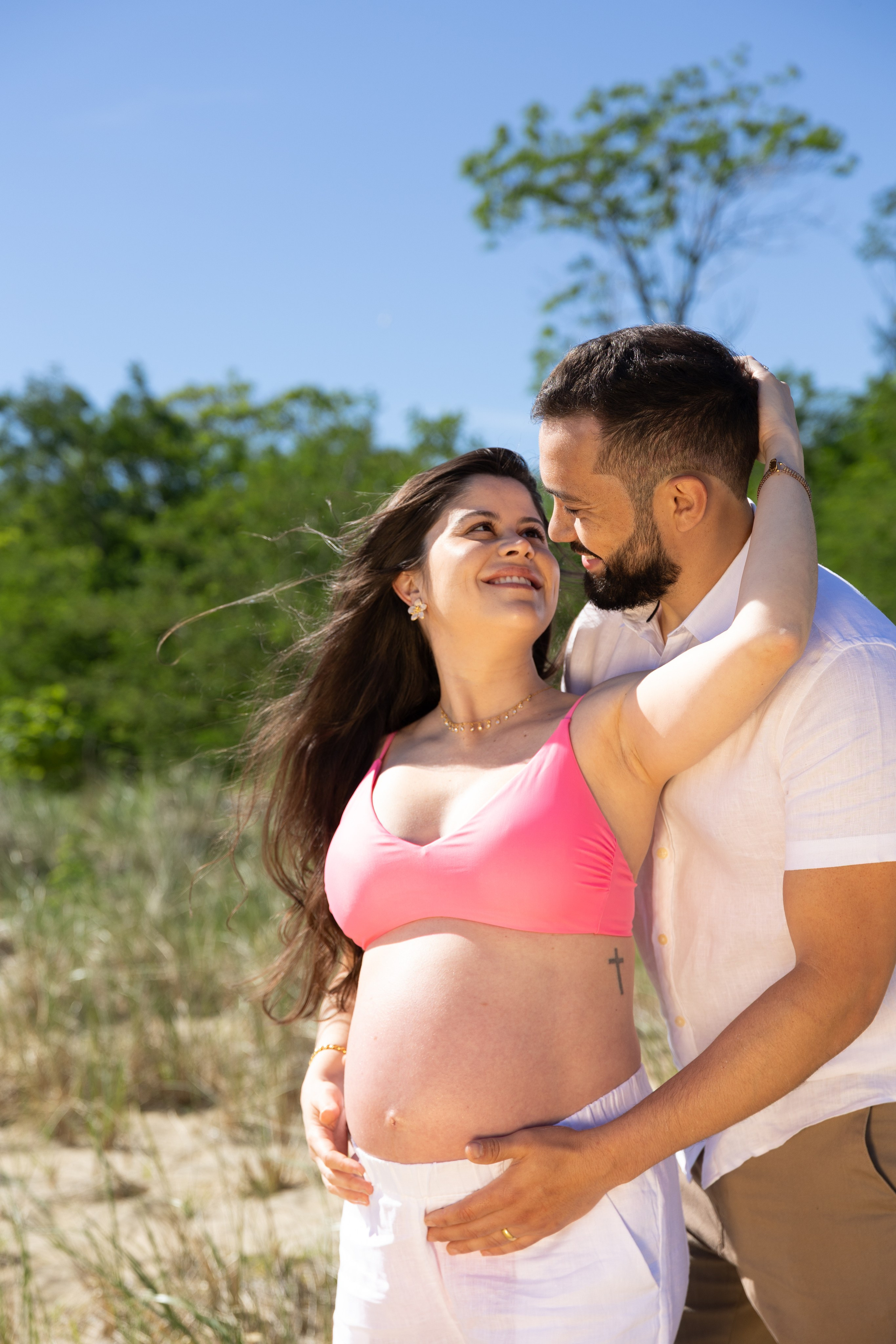 Beachside Maternity at Ideal Beach, NJ. Family, lifestyle, and commercial photography in New York and New Jersey