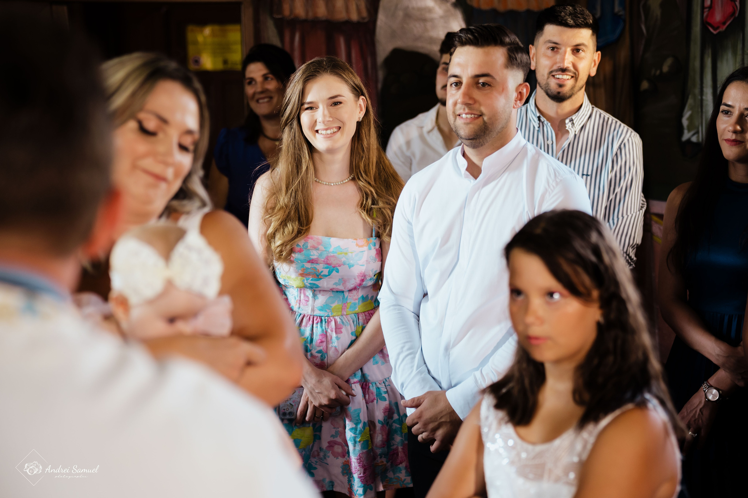 Anais Ioana. Andrei Samuel – Fotograf București | Evenimente, Studio, Imobiliare, Produs