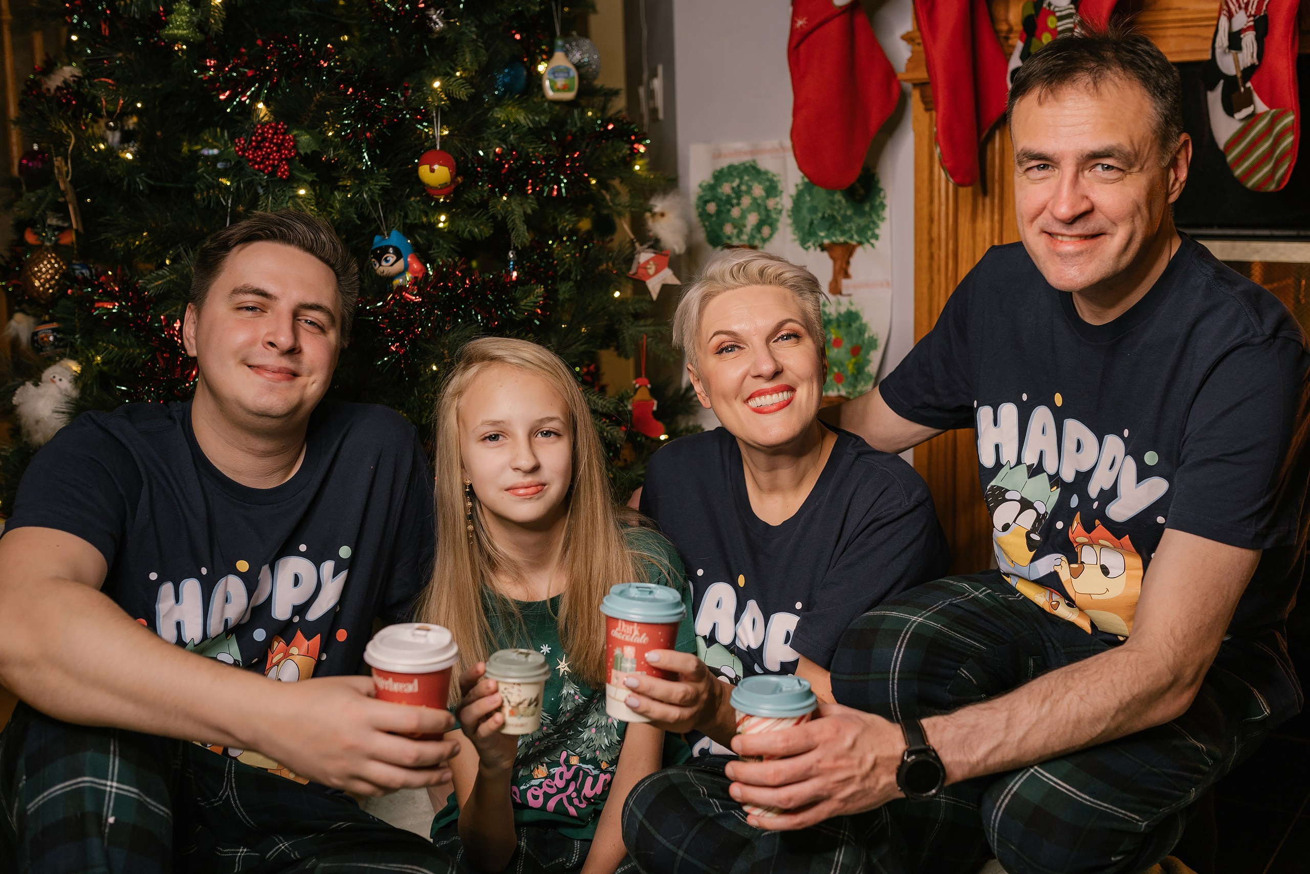 12.07.2025 Christmas Photoshoot. Wedding family event photographer in Chicago Nick Yushevich