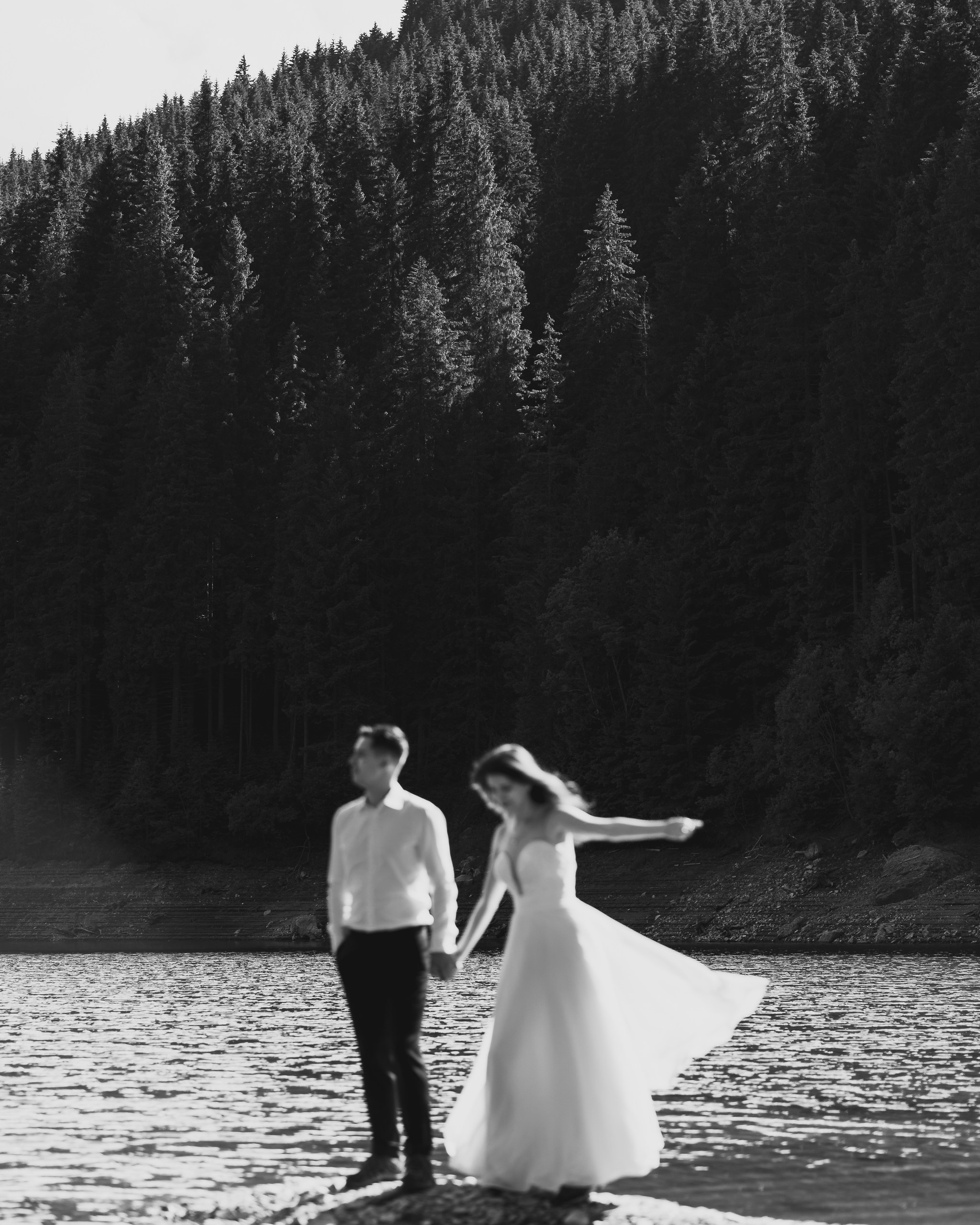 Trash the dress — Lorena&Adi  - Mihai Popa. Mihai Popa |Wedding Photographer | Worldwide | Bucharest