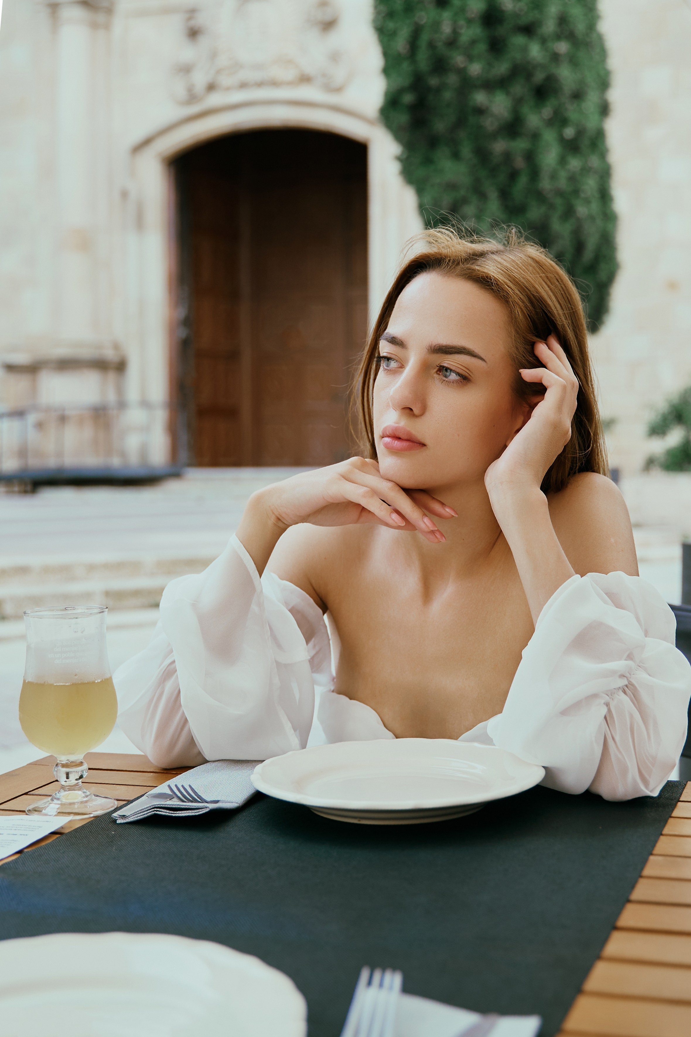 The runaway bride. Photographer in Barcelona Spain Zhanna Zakharchenko