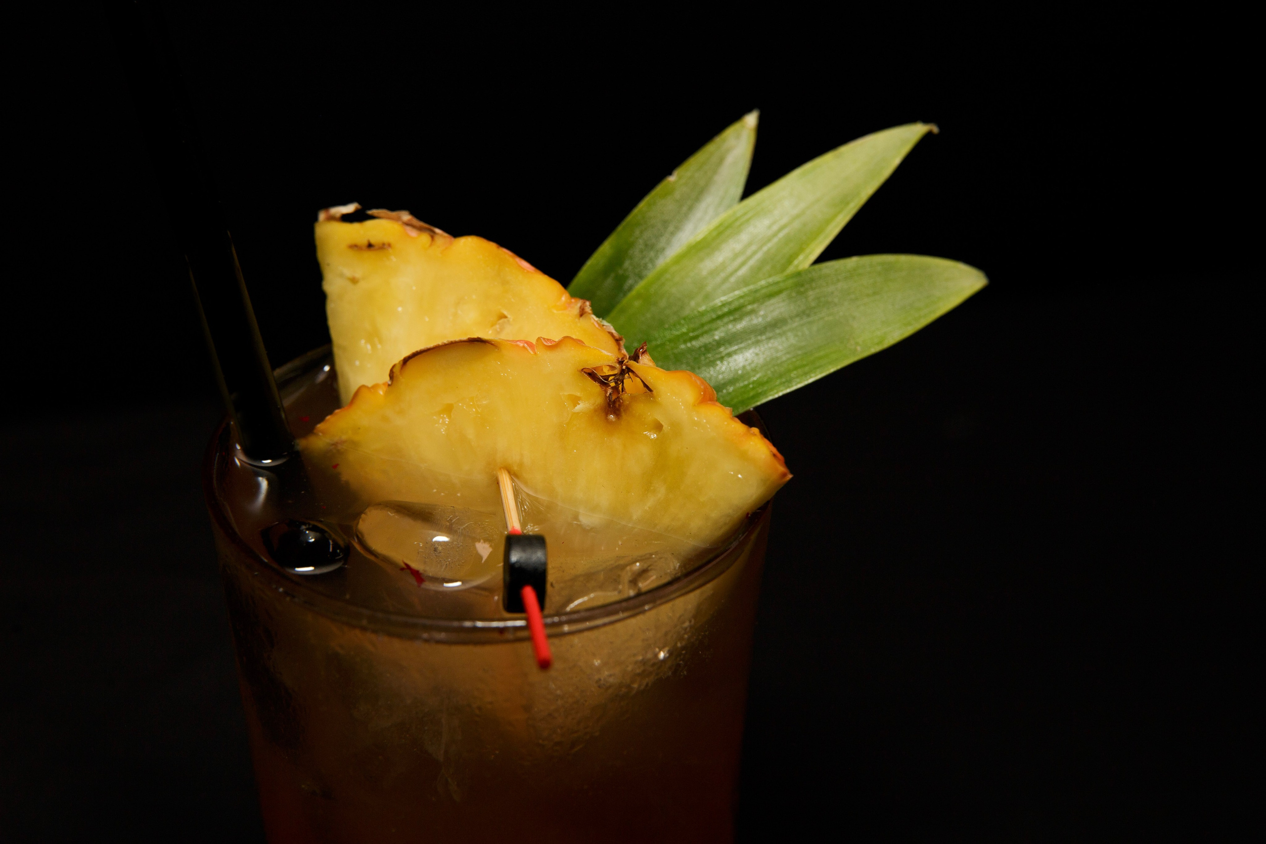 Контентная съемка для бара Focus. Портретный и репортажный фотограф в Израиле Рома Бирман