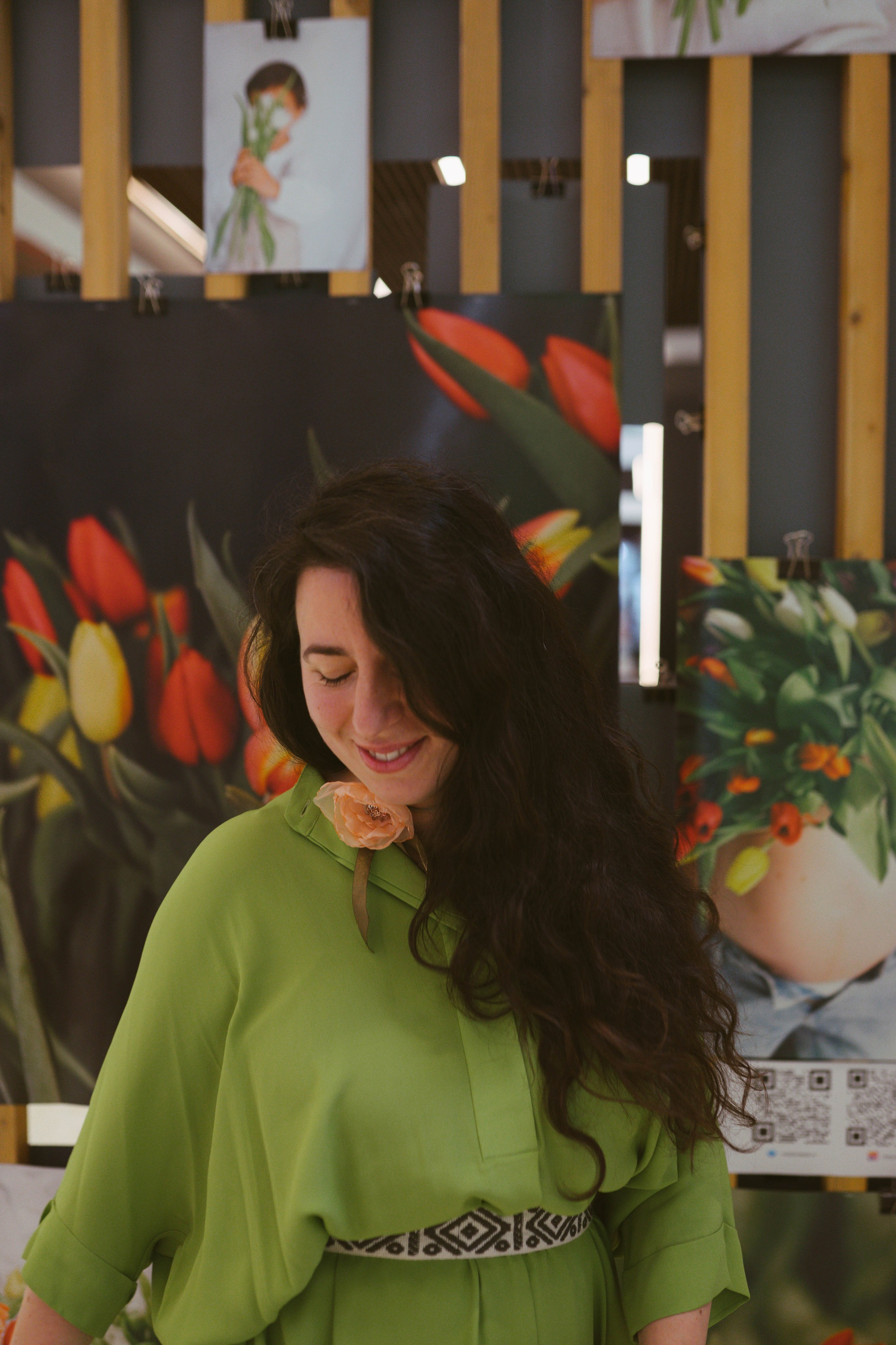 Expozitie Fotografie AFI BRASOVA fi Primăvară: Manifest Vizual despre Viață | Mădălina Beda. Madalina Beda- Artist vizual, fotograf, doula la nastere, consultant babywearing Brasov si in toata tara