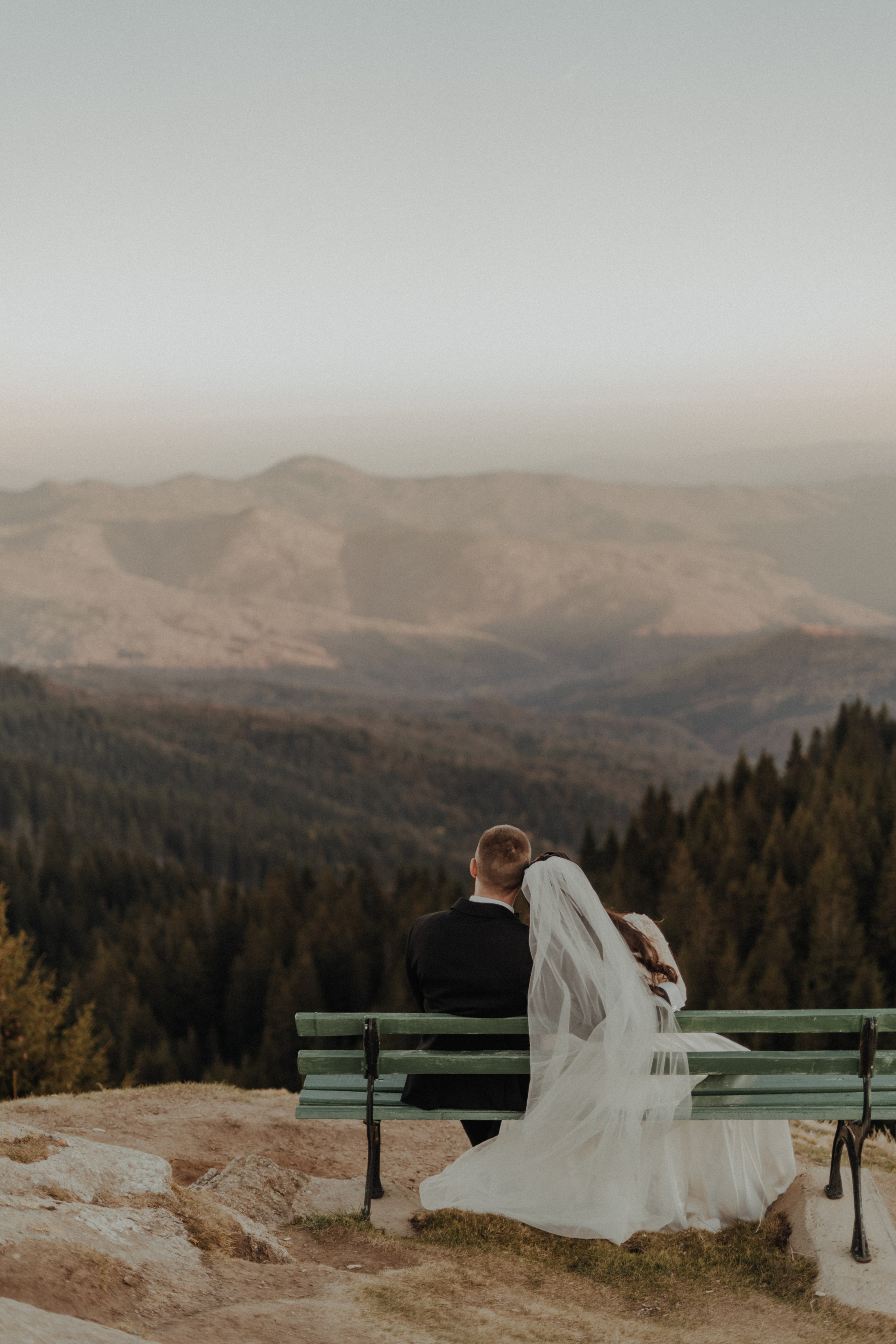 Trash the Dress- Andra & Andrei. Events photographer Paul Dafina