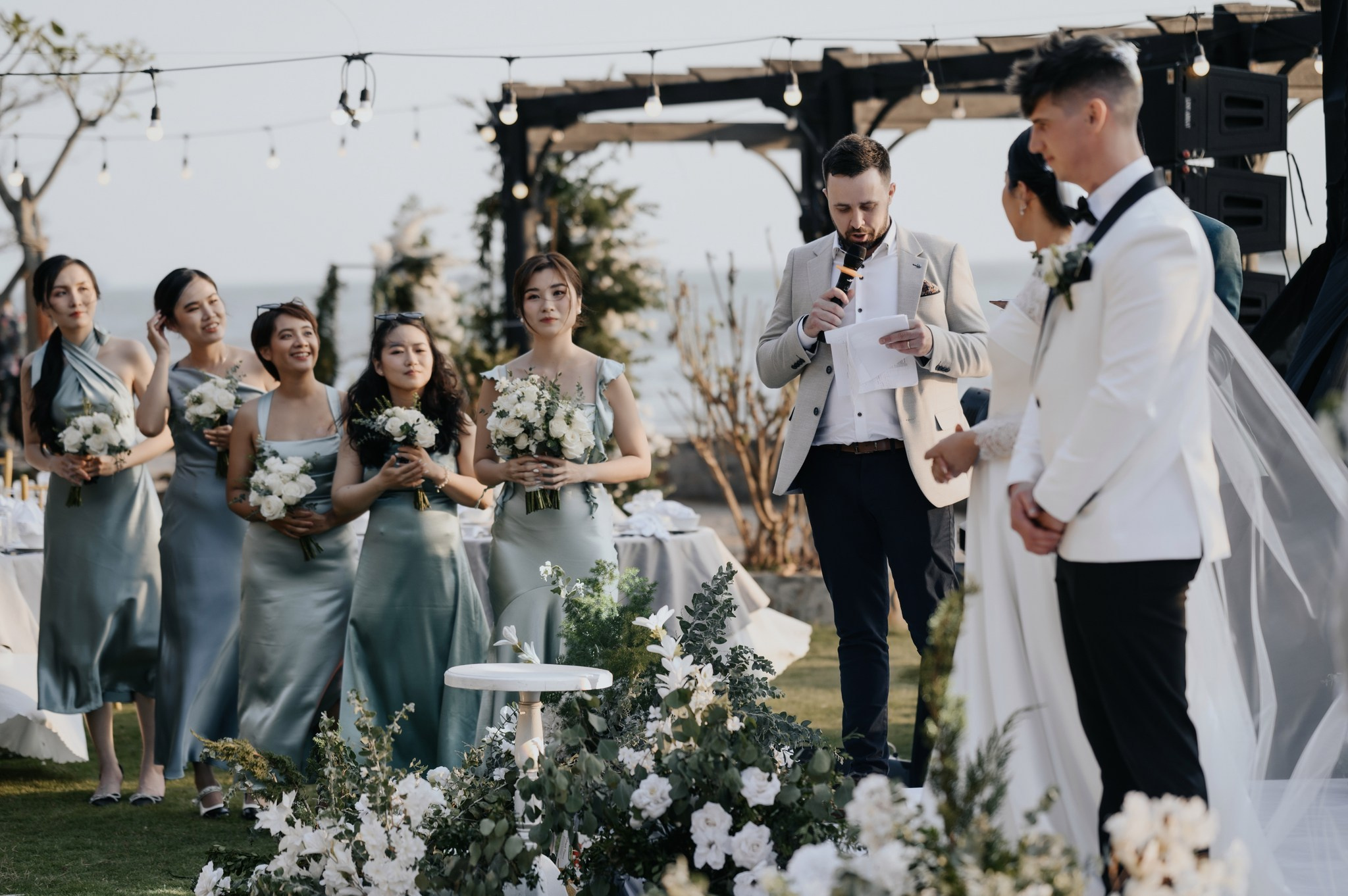 J & B. TheLoveMuseum