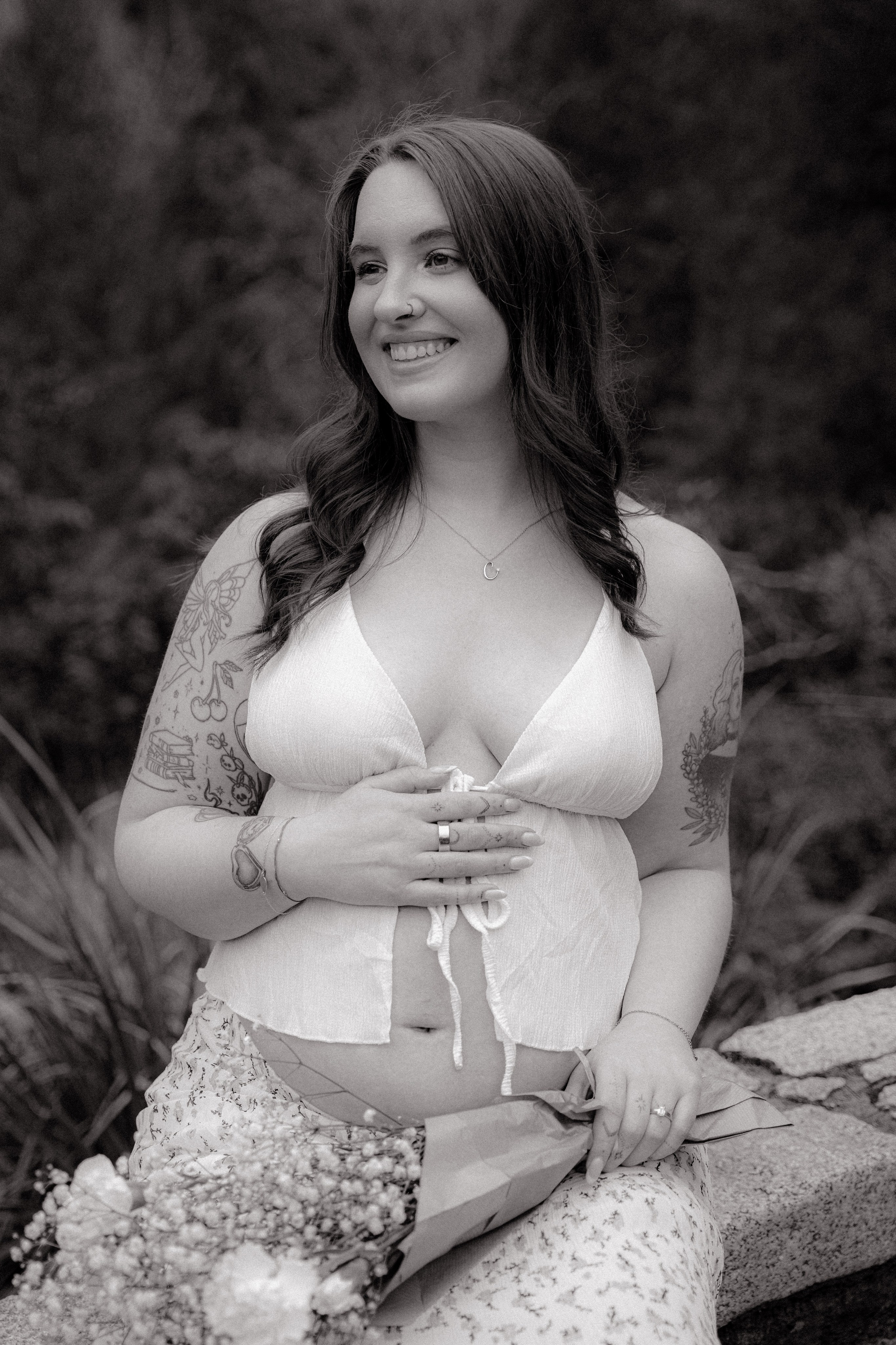 Sara maternity. Photographer in Washington Sophia D