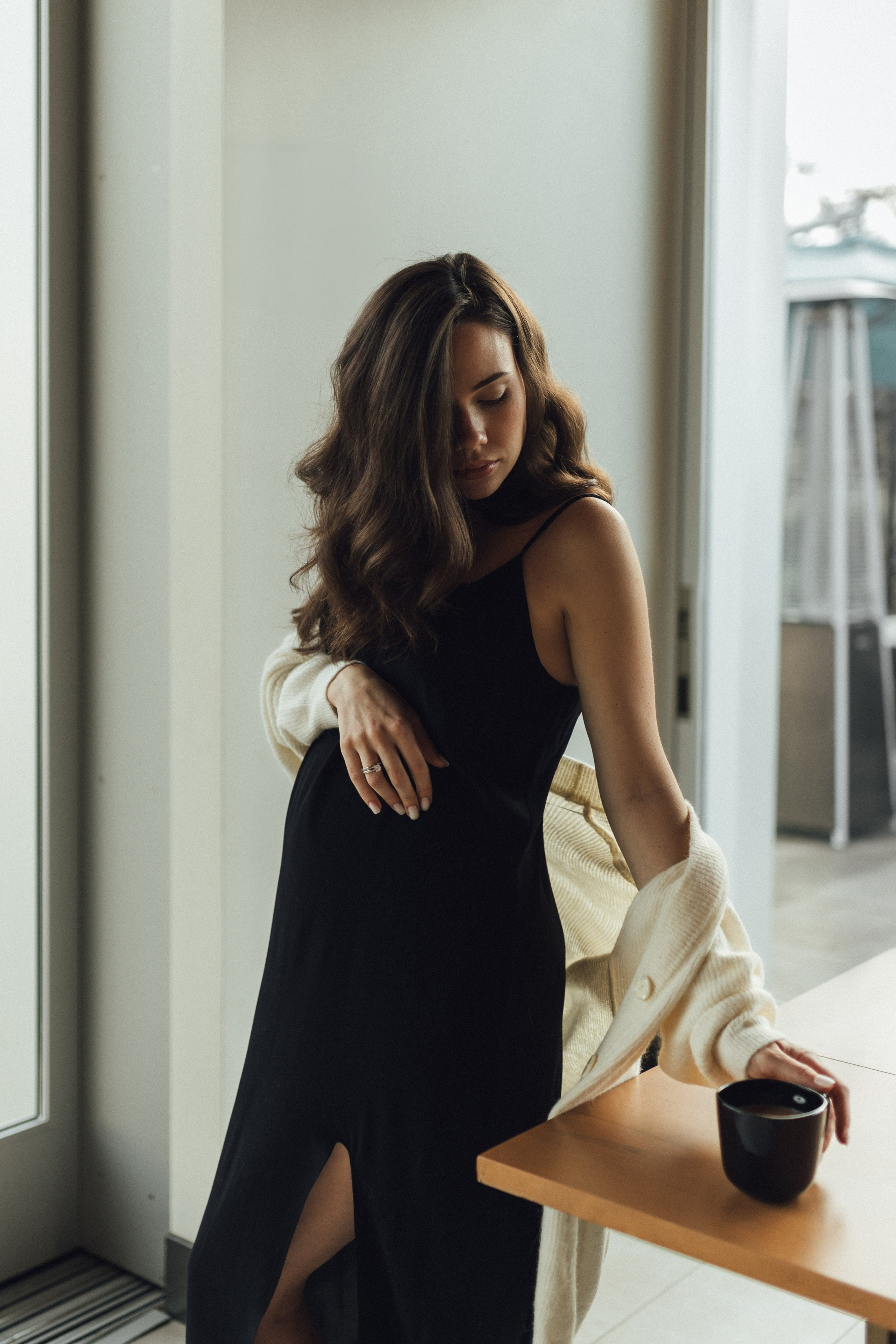 Home Maternity Photo shoot. Maternity, newborn photographer in the Bay Area|Iryna Rakivnenko