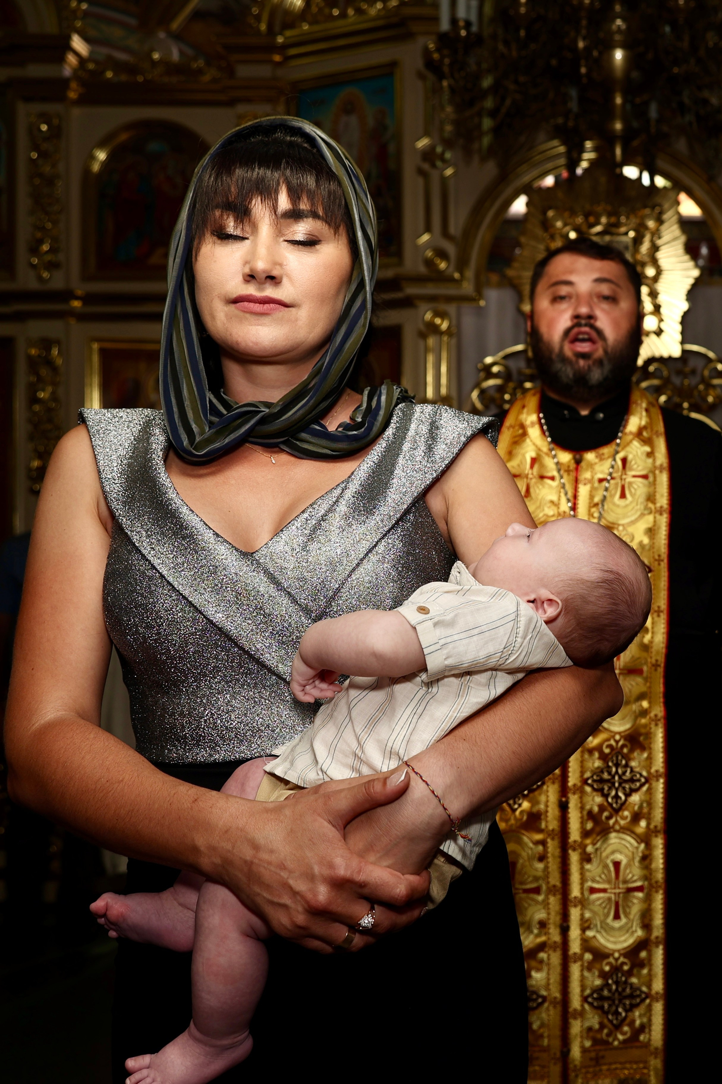 Botez. Fotograf al tainelor bisericești – Alina Fetu