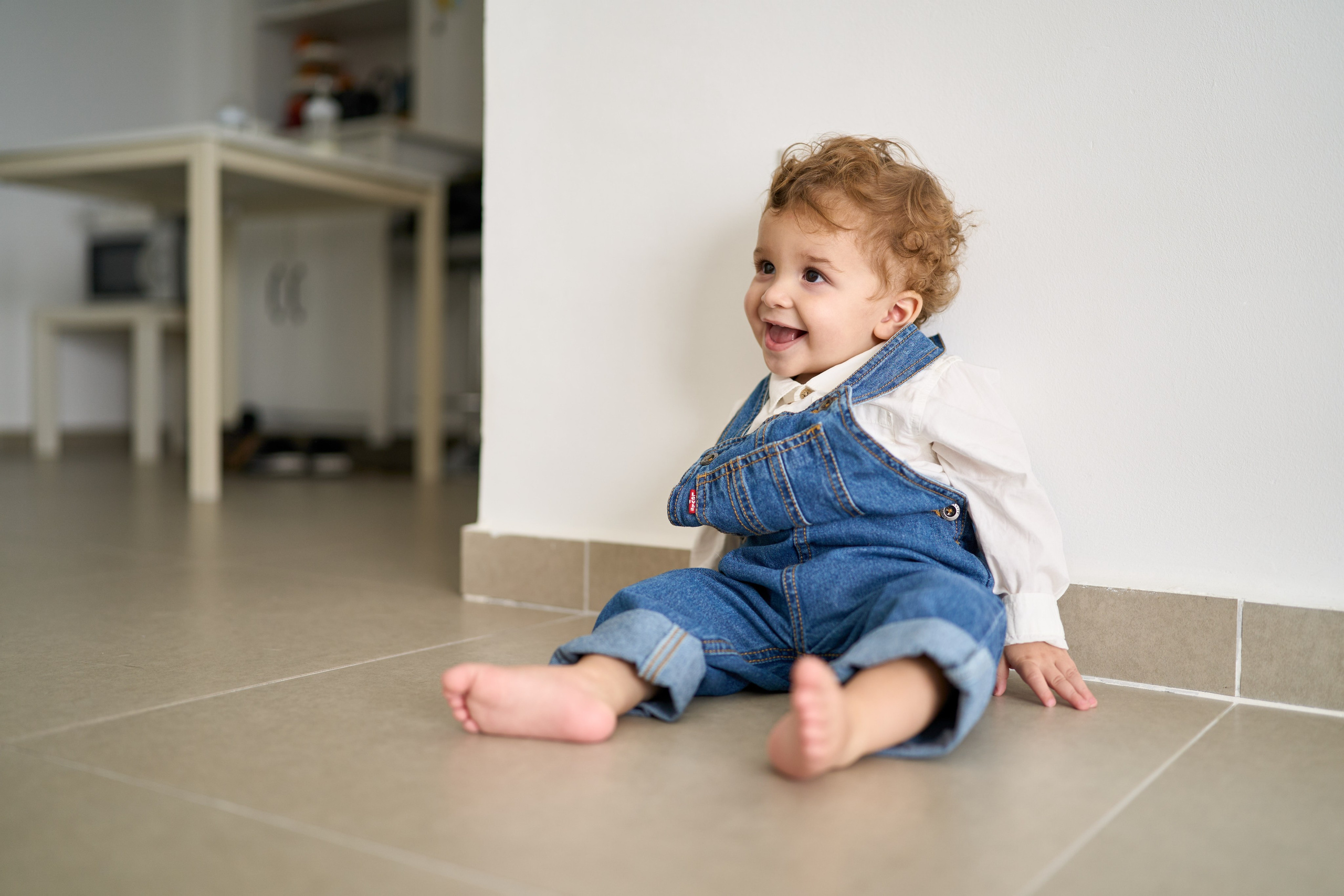 Gilad is 1 year old. צלם אלכס ברט בישראל