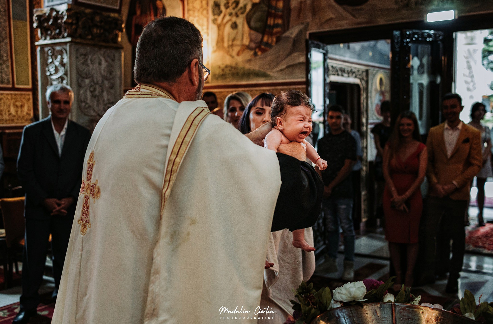 Fotografie botez Sibiu. Mădălin Ciortea - fotograf de nuntă și de familie | Dream Art Events