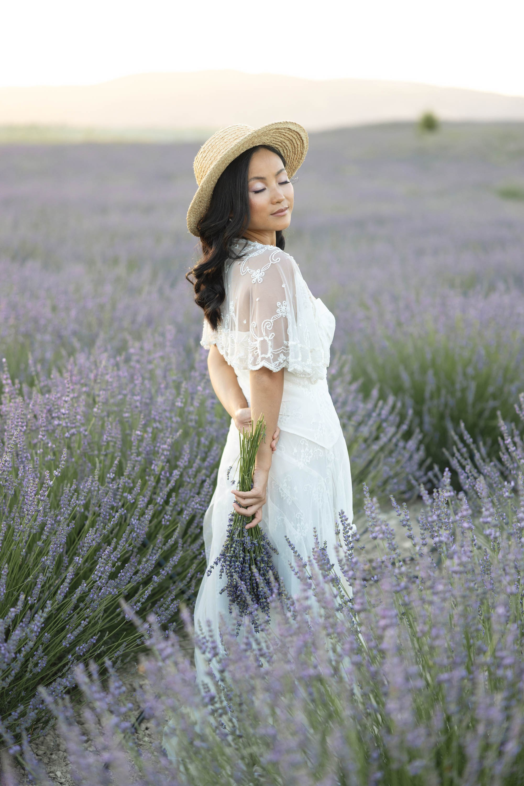 Dreamy Photoshoot in a Lavender Field. Julia Ganch I Fashion Wedding Photography I Cappadocia Turkey