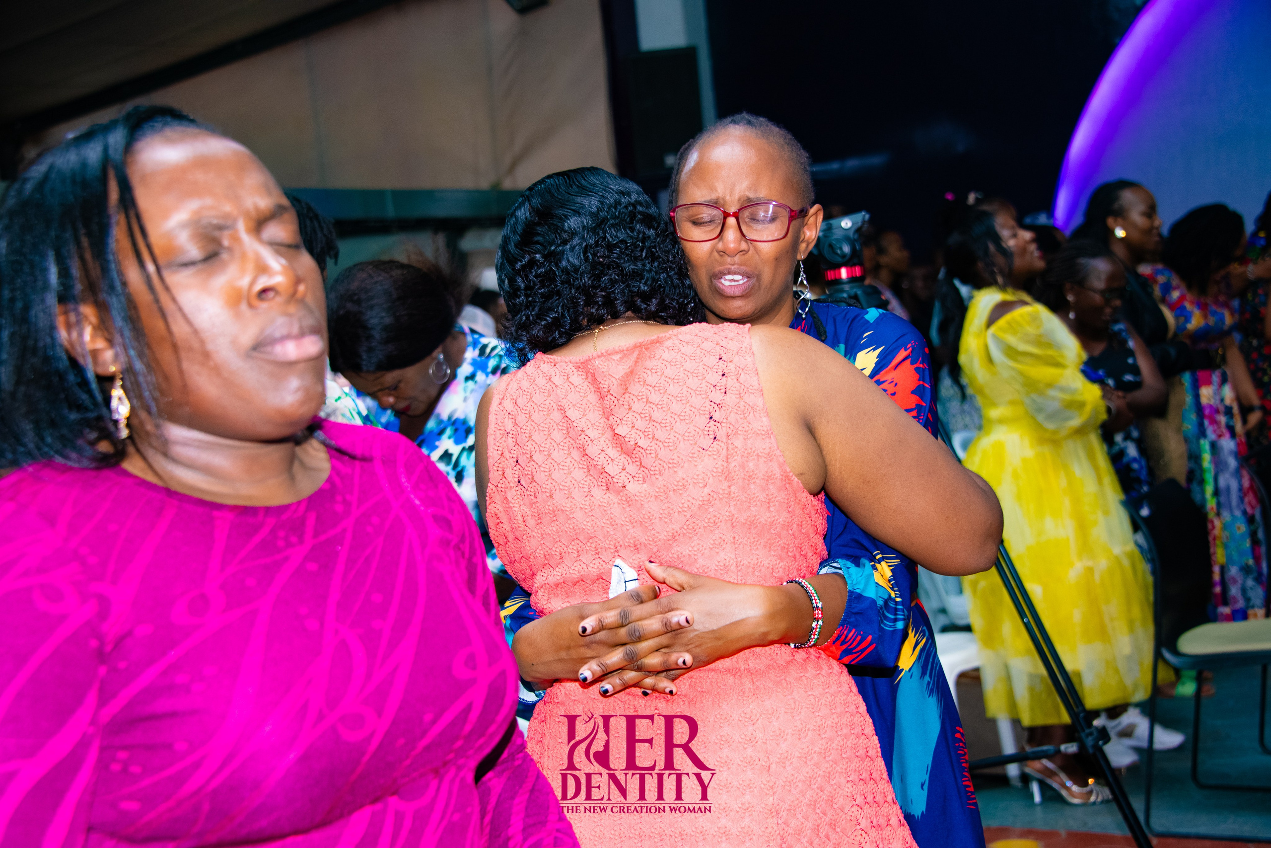 LADIES MINISTRY. Pastor Morris