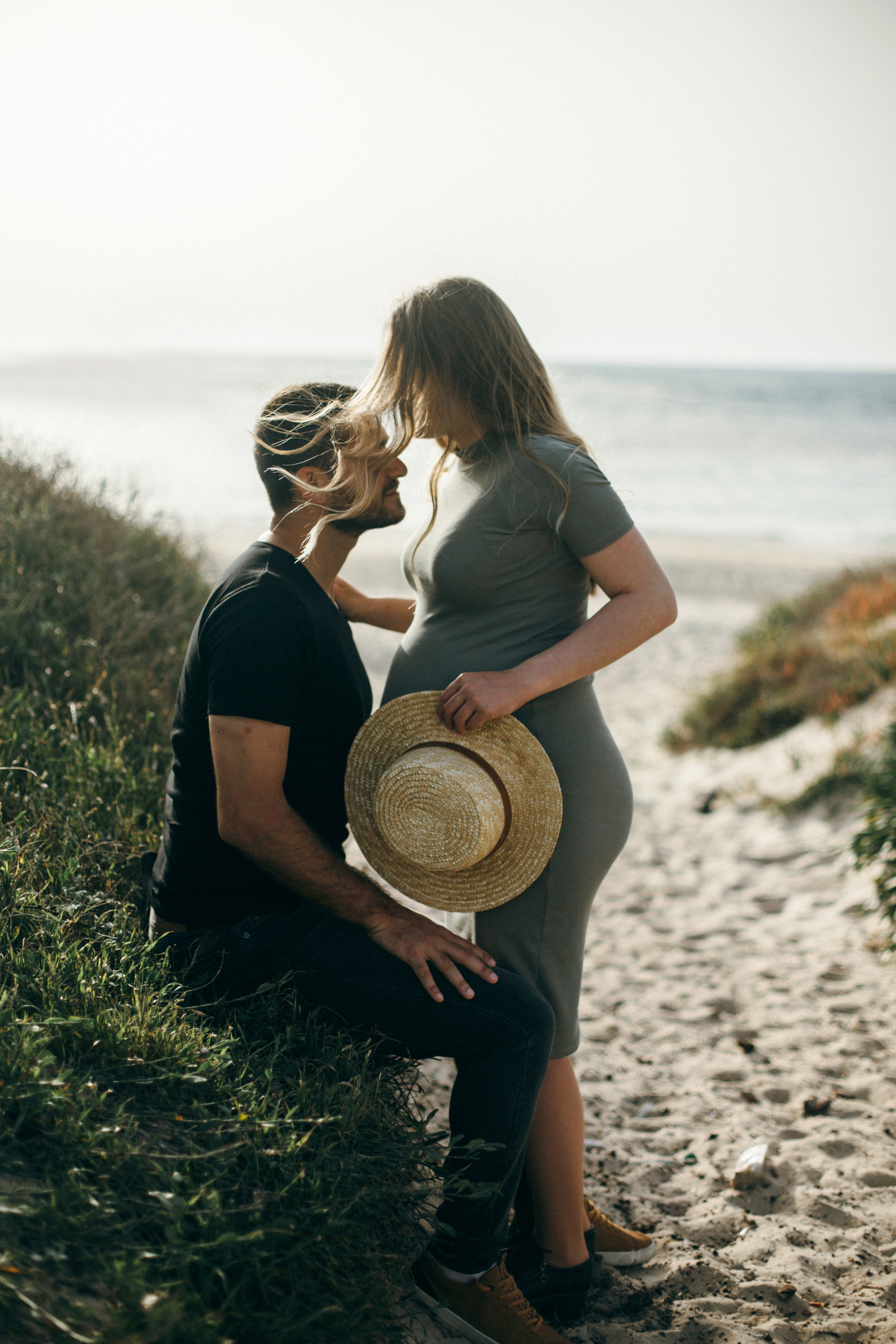 Sasha & Inna at HaBonim beach. Family photographer in Israel