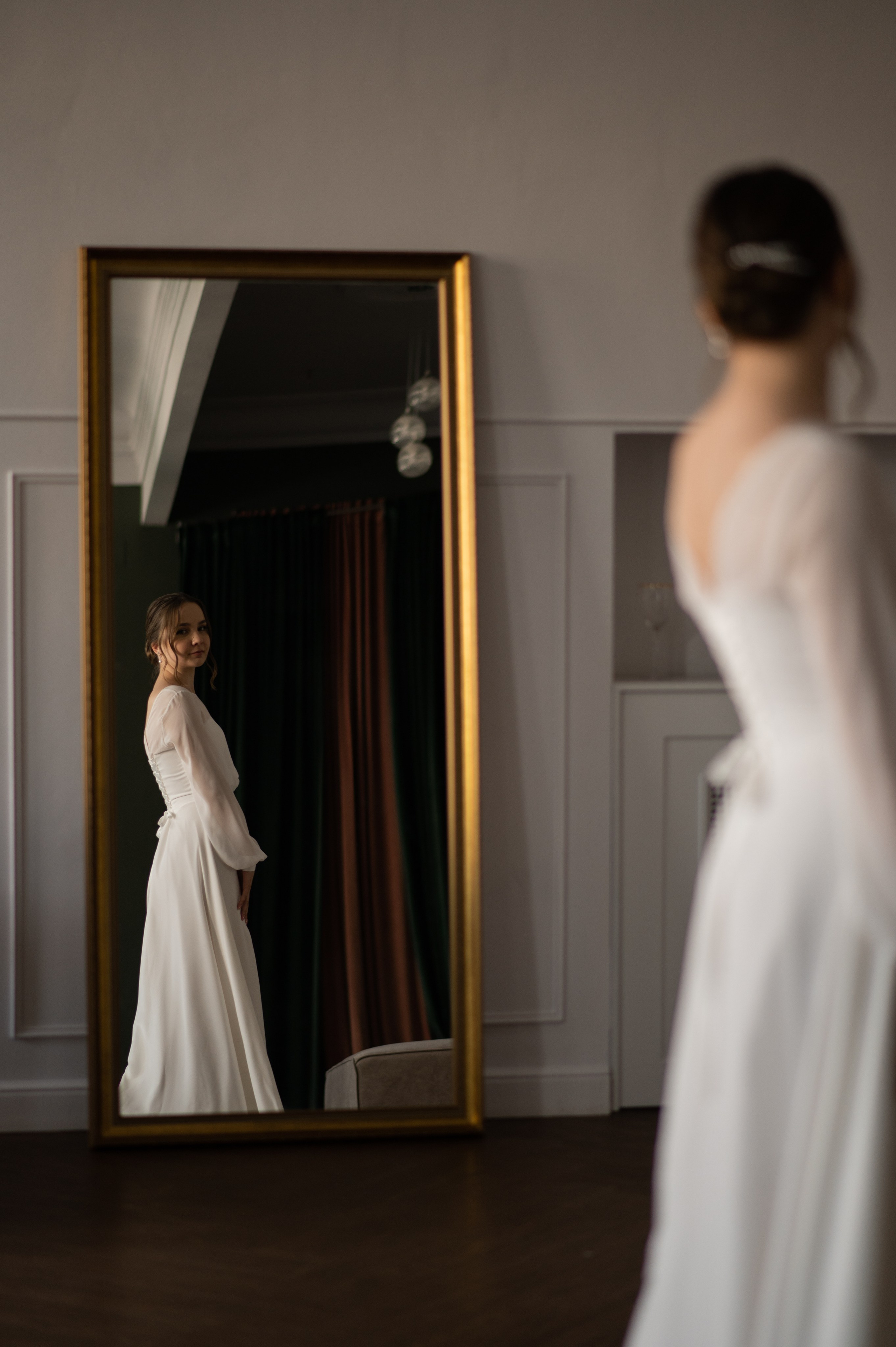 Smile. Wedding and commercial photographer