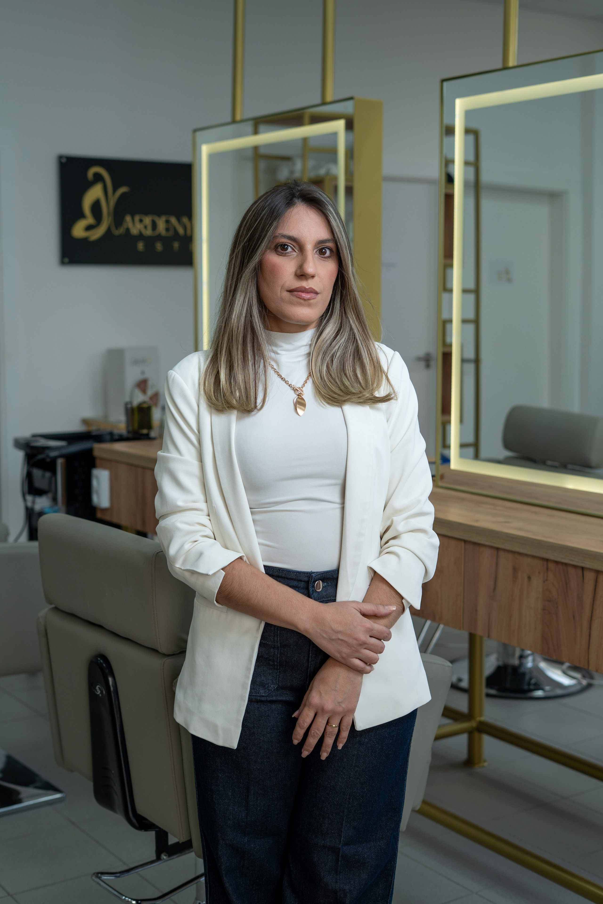 Kardeny Pimentel. Frames by Giovani Braga