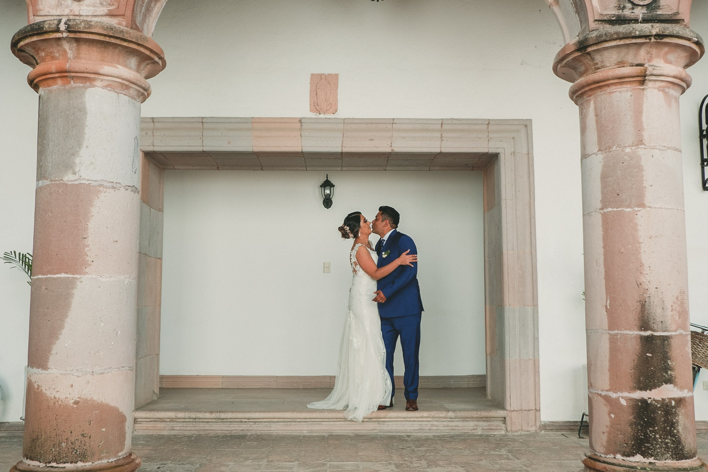 Diana y Saul. Wedding and family photographer in Mexico City