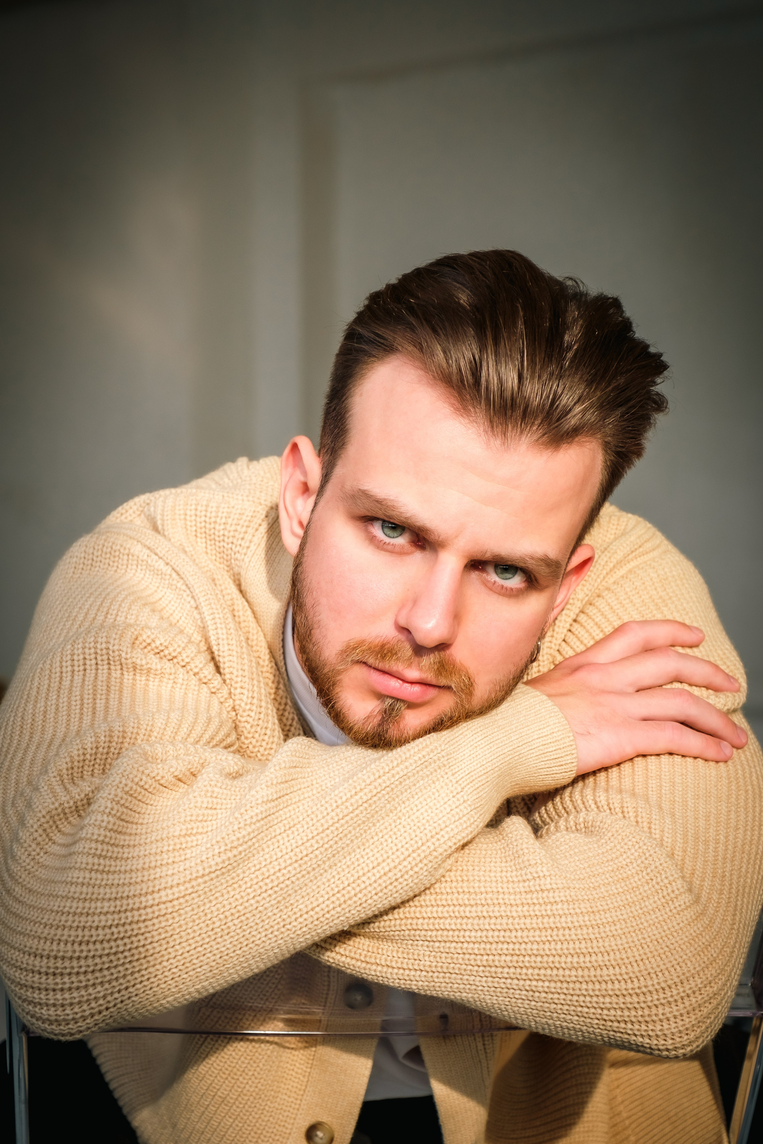 Men studio photography. Photographer in Seoul Dobrokvashina Natalya