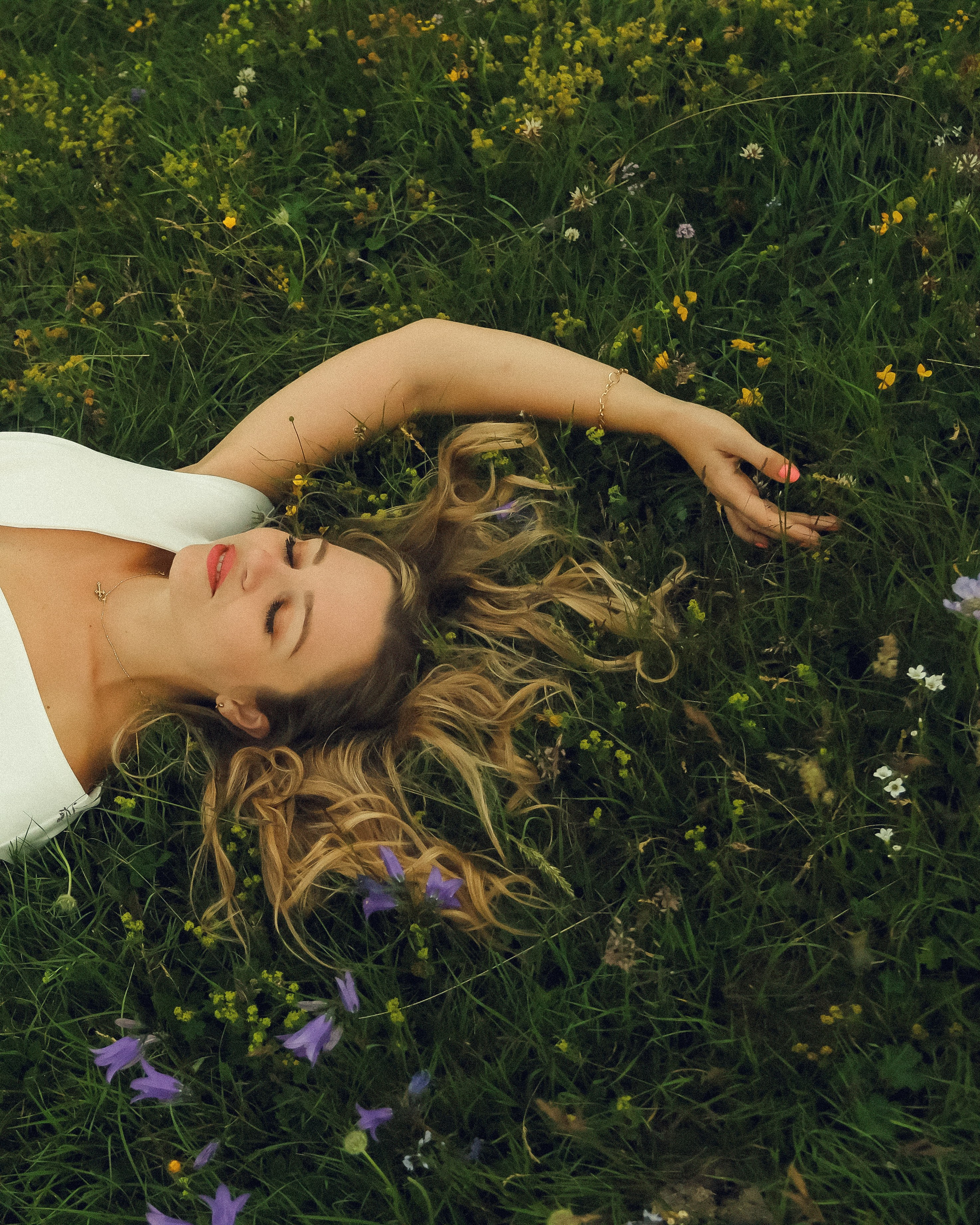 Portrait & Couples Photographer in Georgia | Gudauri, Kazbegi, Tbilisi