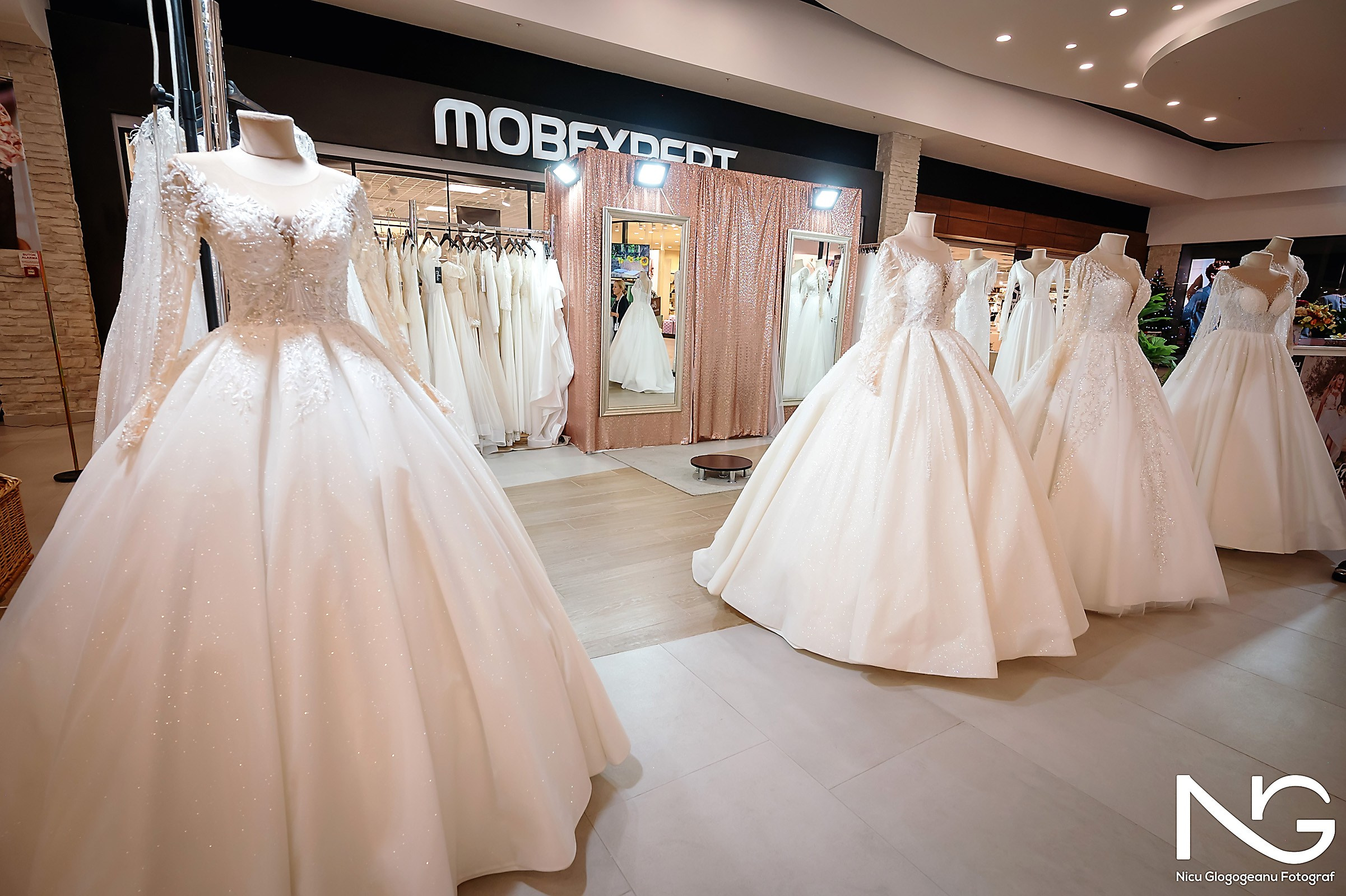 Fotograf Targ de Nunta Pitesti 2024 Fotograf Nunta Botez Pitesti Craiova Corporate