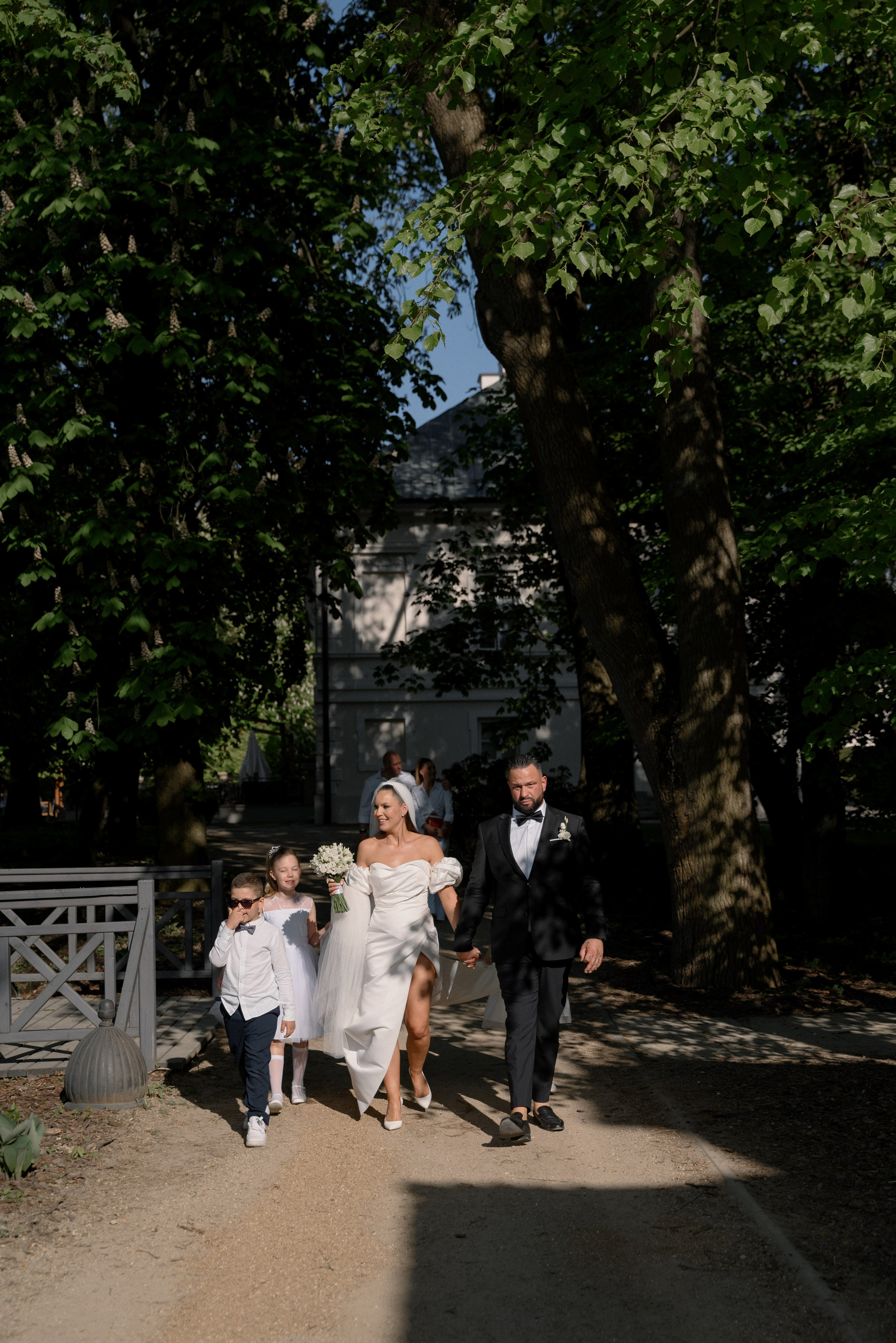 Paula i Marcin wesele w Pałacu Mała wieś 30.04.2024. Wedding photographer Warsaw and Europe