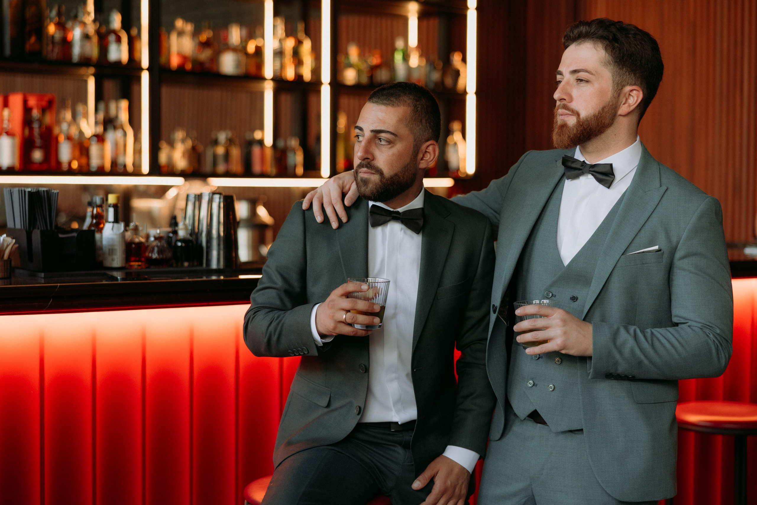 Wedding day with retro car. Wedding photographer in Tbilisi Ioseb Mamniashvili