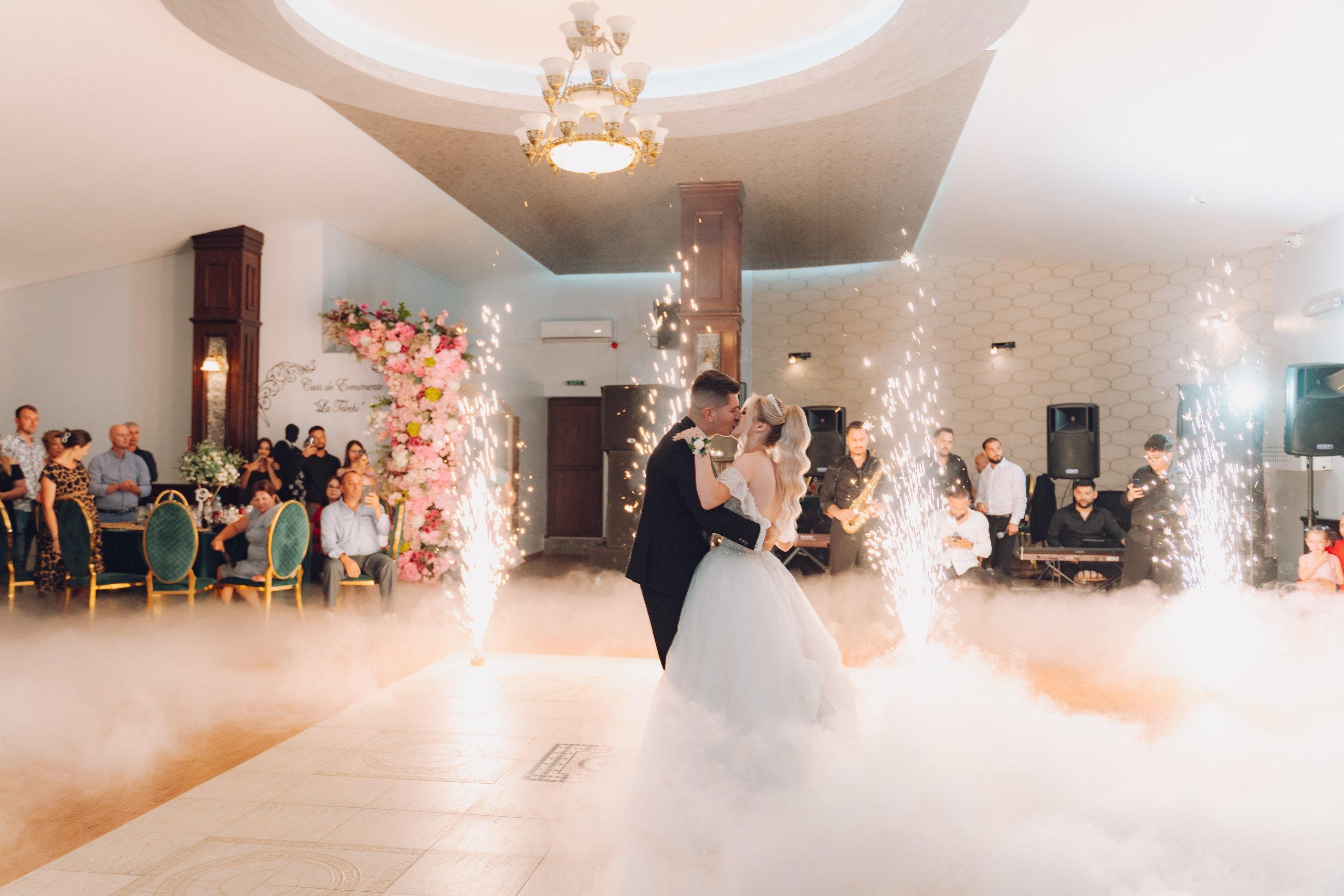 Anastasia & Paul. Ionut Cimpoes FOTOGRAF