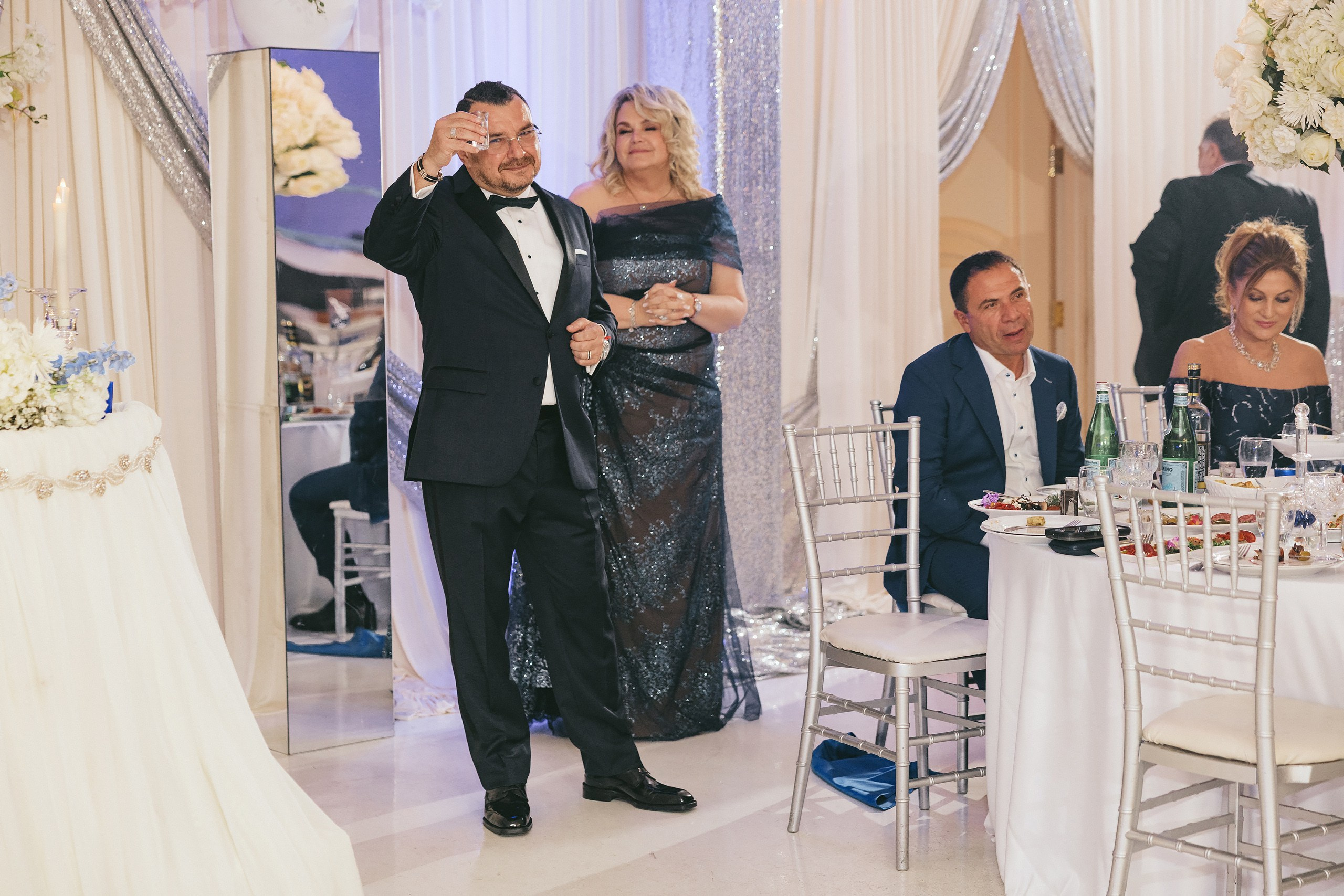 06.08.2025 Wedding. Wedding family event photographer in Chicago Nick Yushevich