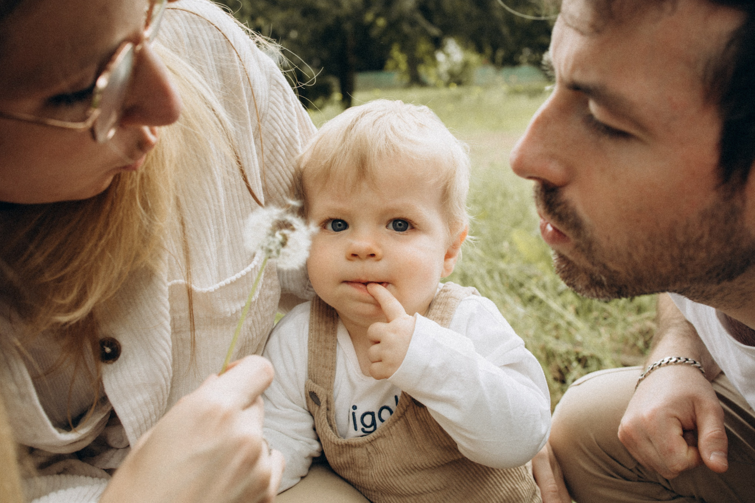 Bébés | 5 – 24 mois. Je suis Olga, votre photographe de famille à Metz et dans toute la France
