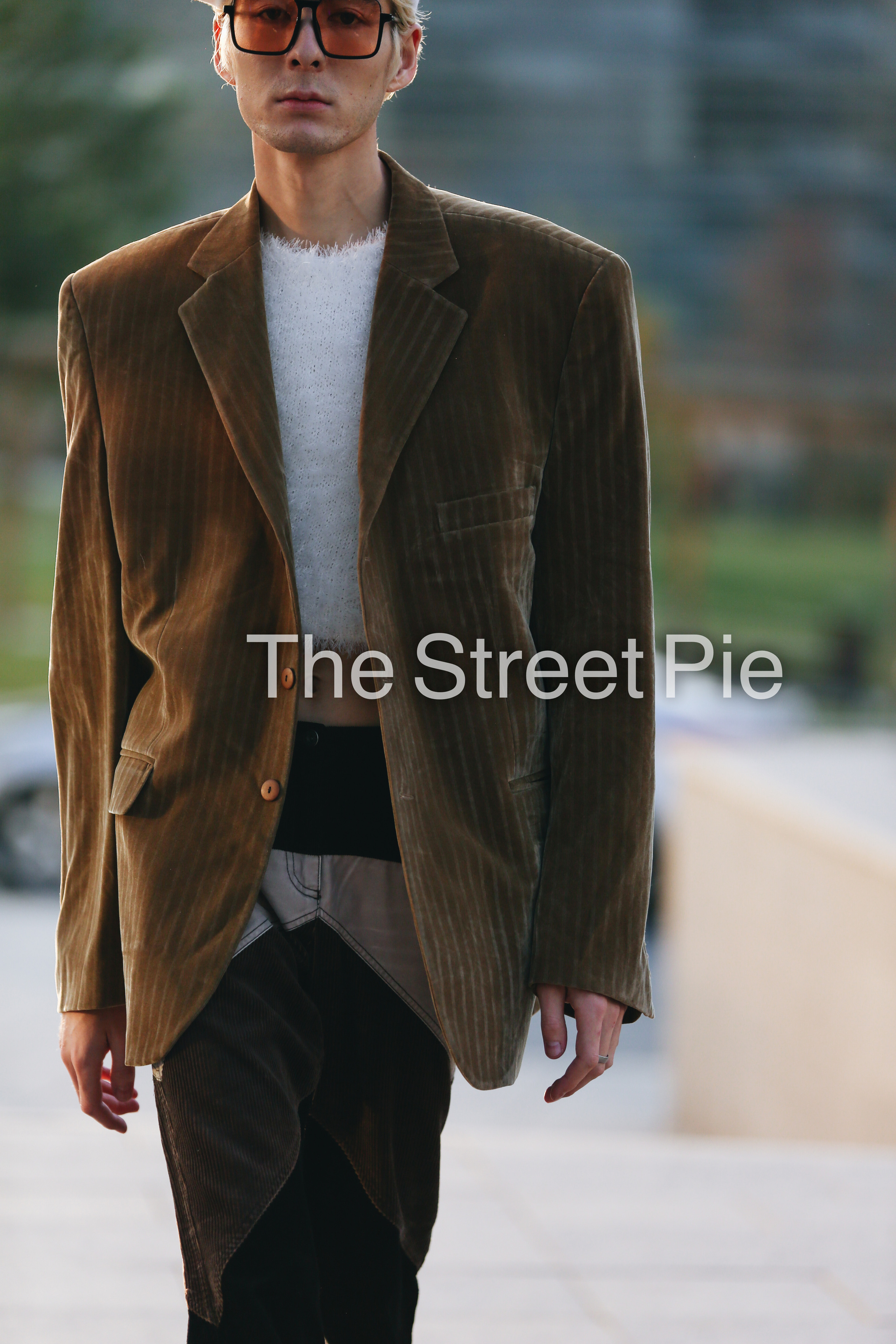 ALMATY VISA FW 6. Anastasia Fedoseeva / The Street Pie — streetstyle photographer