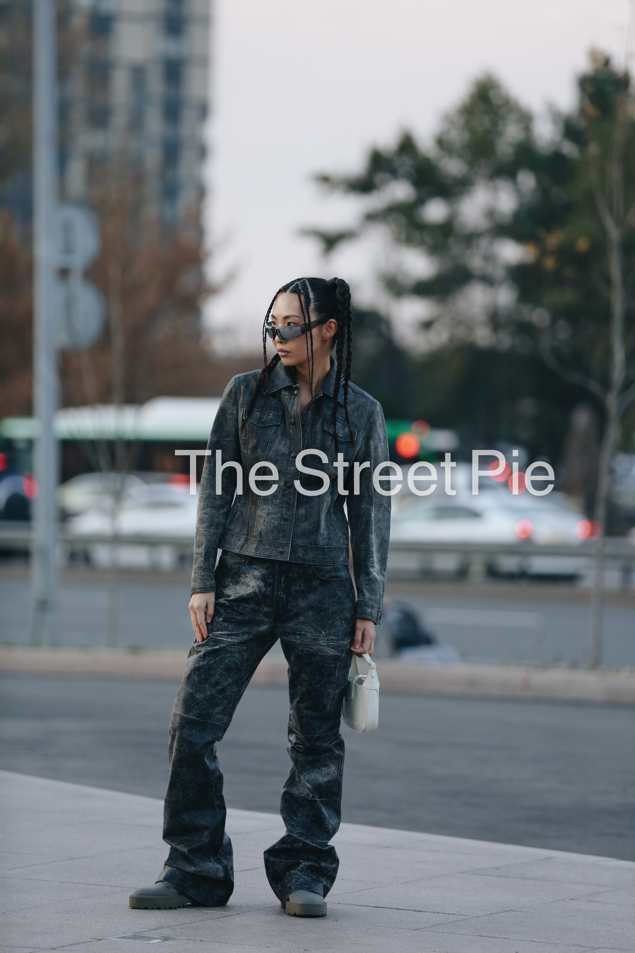 ALMATY VISA FW 6. Anastasia Fedoseeva / The Street Pie — streetstyle photographer