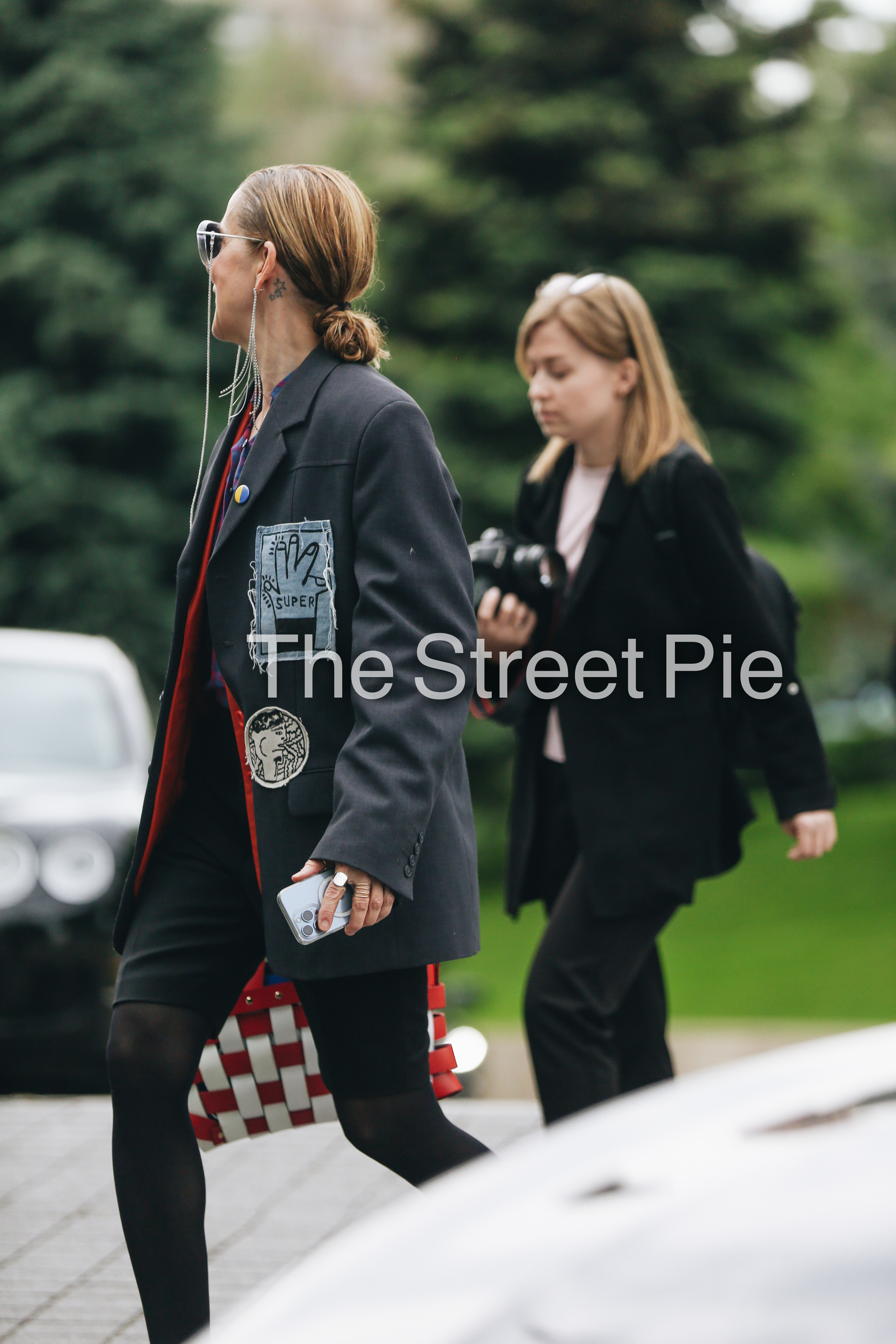 ALMATY VISA FW22. Anastasia Fedoseeva / The Street Pie — streetstyle photographer