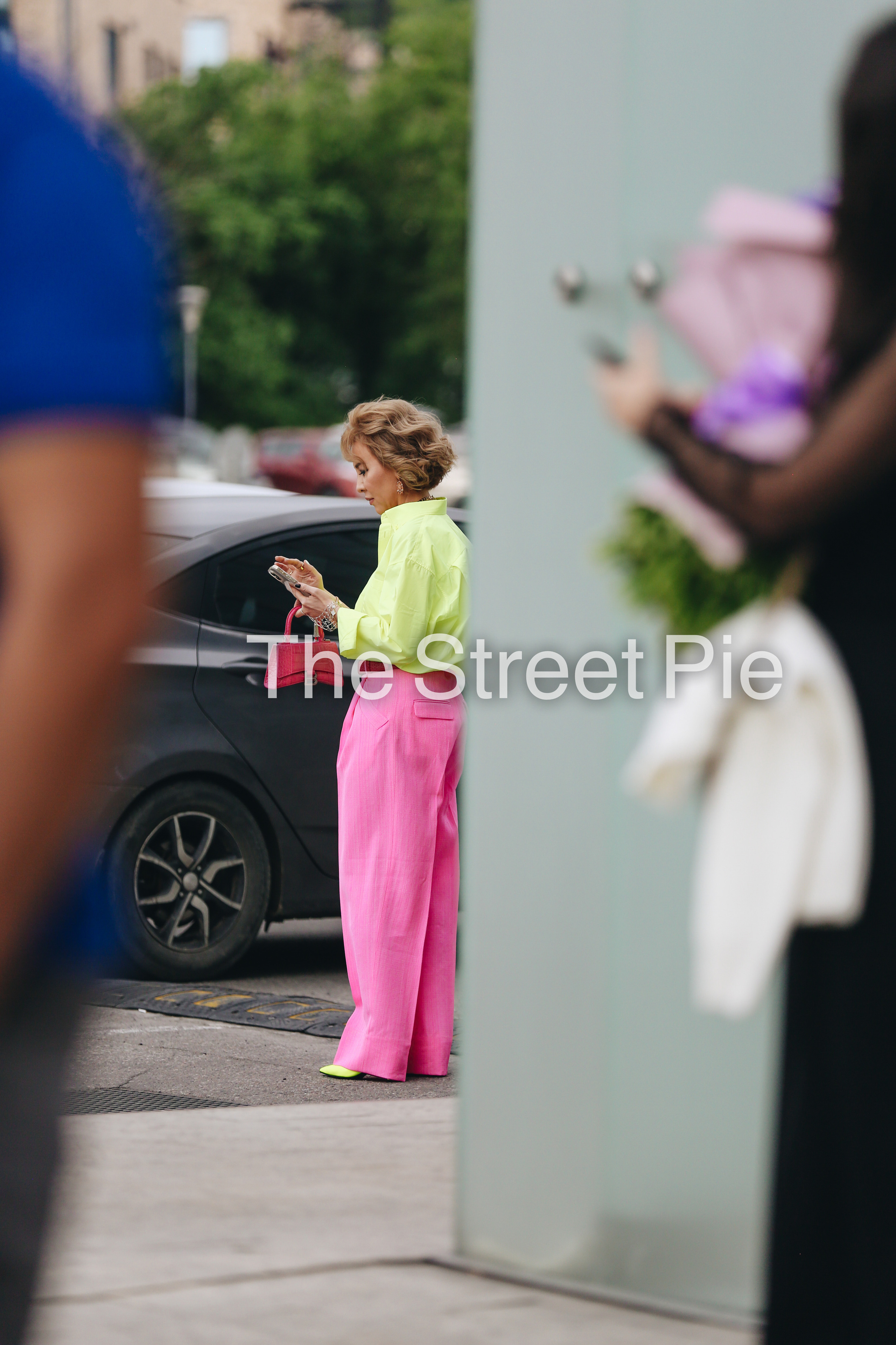 ALMATY VISA FW22. Anastasia Fedoseeva / The Street Pie — streetstyle photographer
