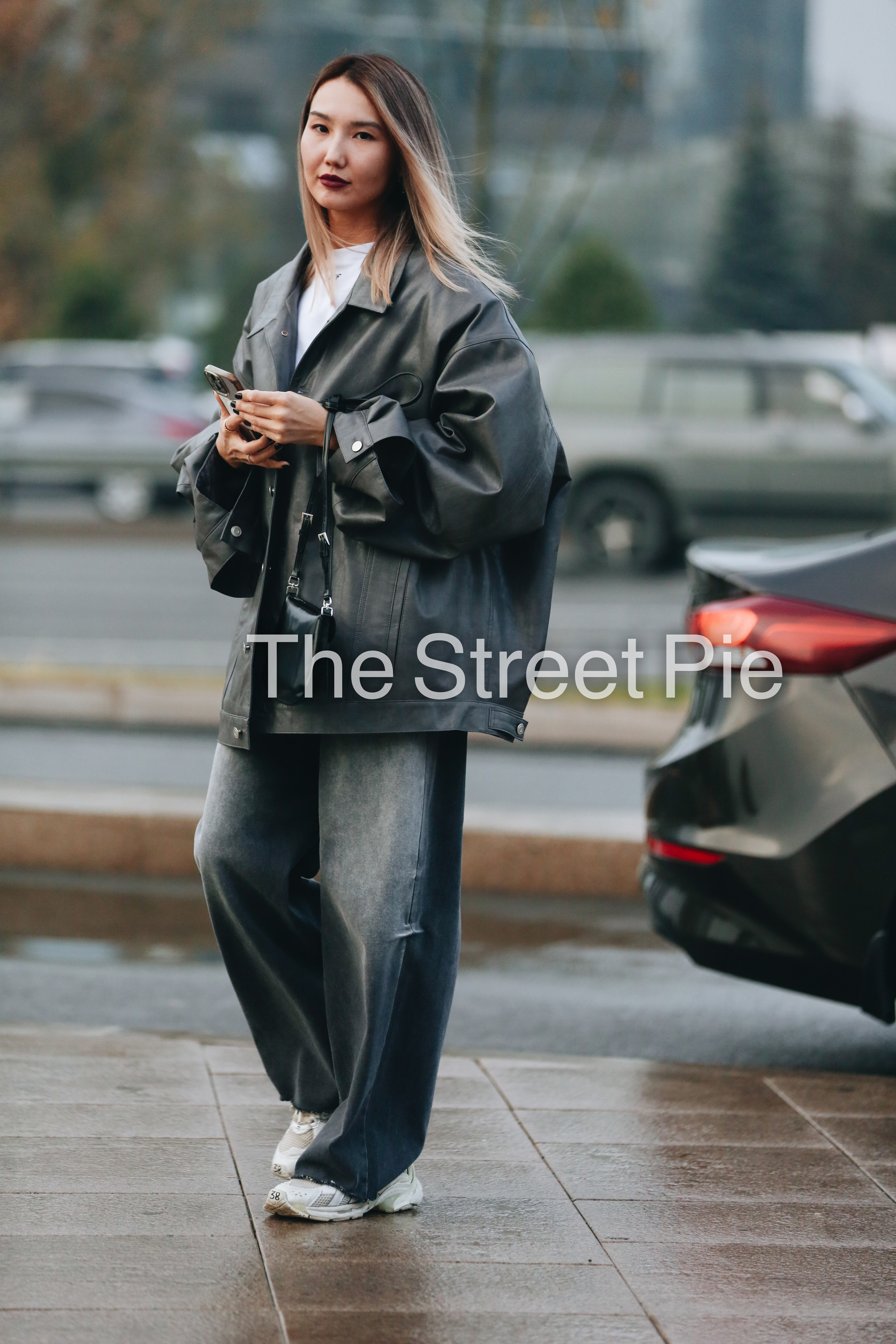 ALMATY VISA FW 6. Anastasia Fedoseeva / The Street Pie — streetstyle photographer