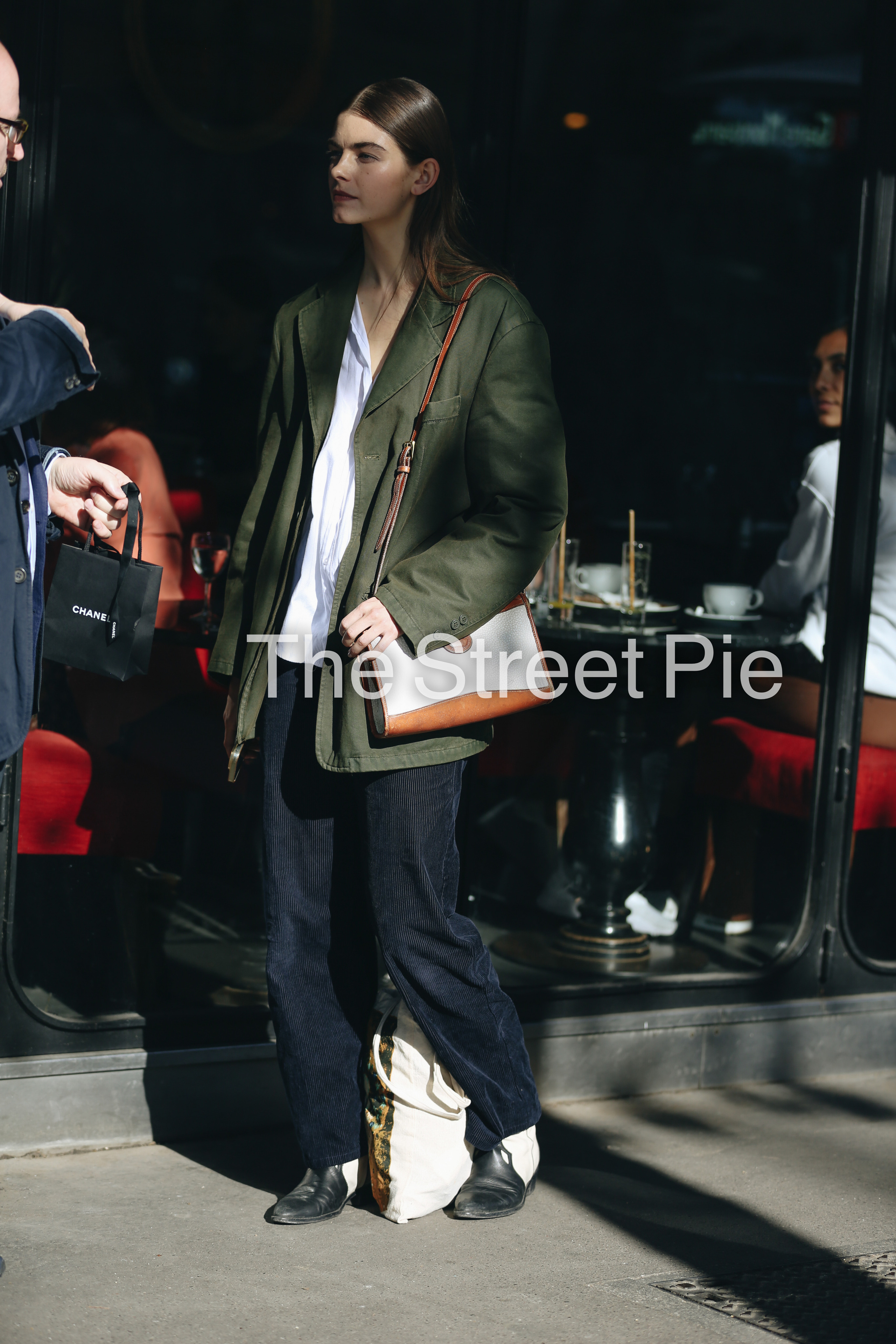 PARIS SS23. Anastasia Fedoseeva / The Street Pie — streetstyle photographer