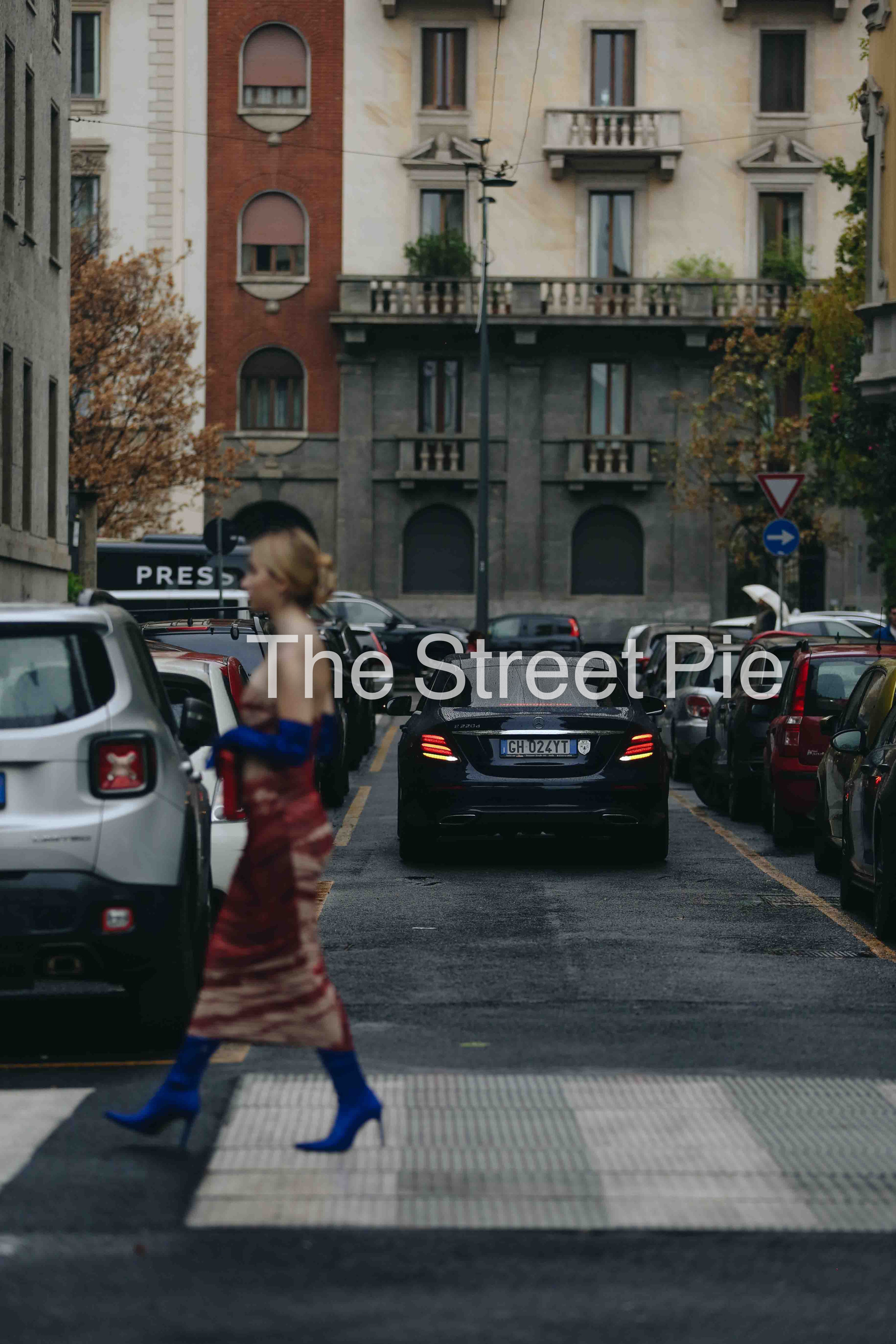 MILAN SS23. Anastasia Fedoseeva / The Street Pie — streetstyle photographer