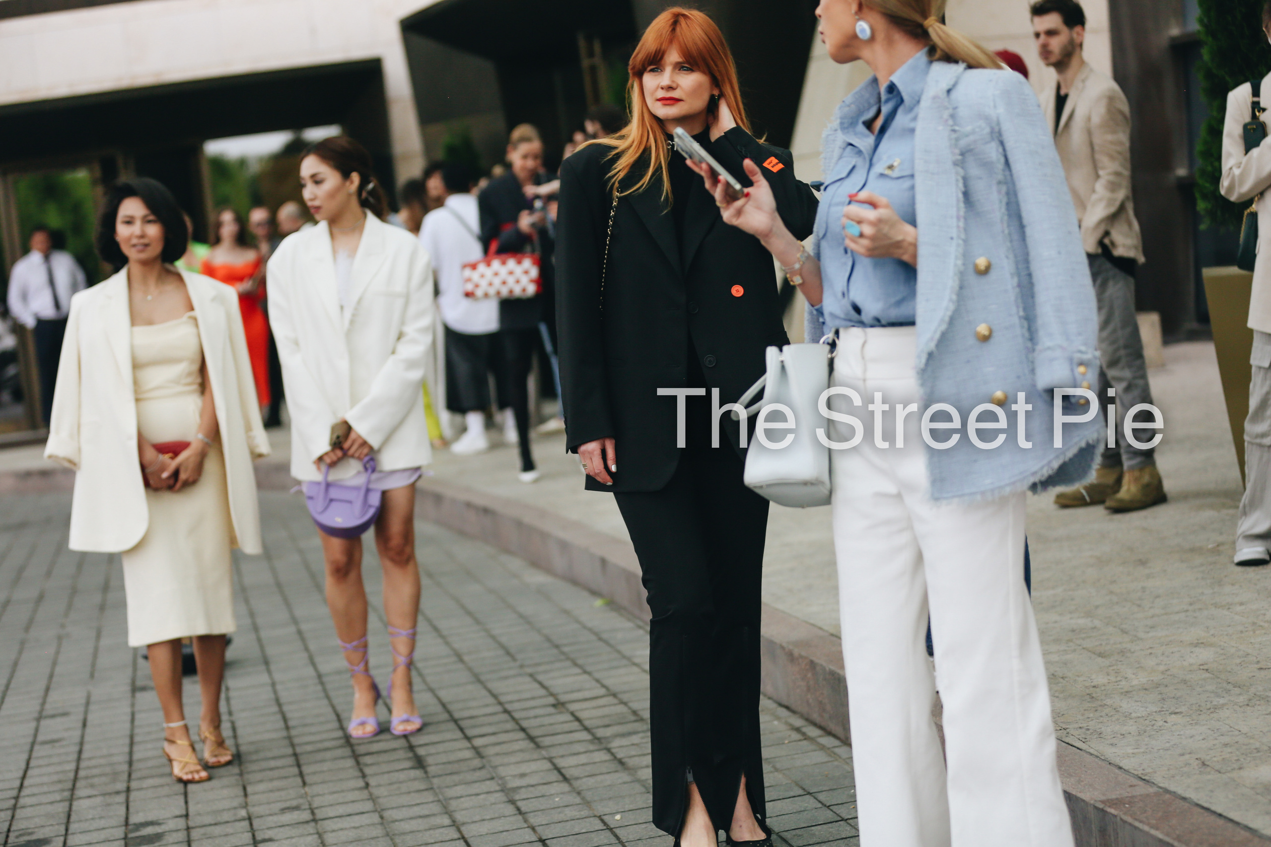 ALMATY VISA FW22. Anastasia Fedoseeva / The Street Pie — streetstyle photographer