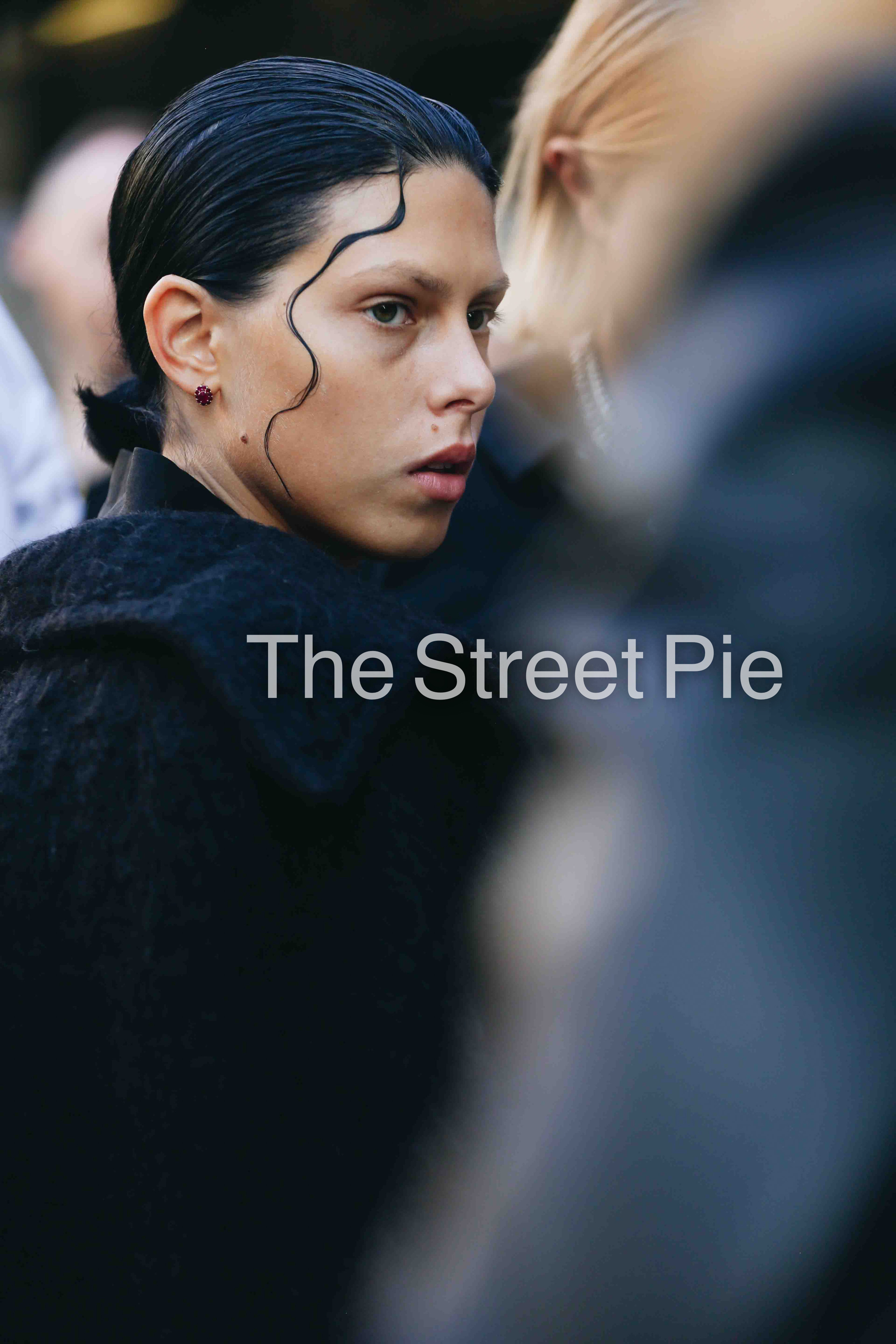 MILAN SS23. Anastasia Fedoseeva / The Street Pie — streetstyle photographer