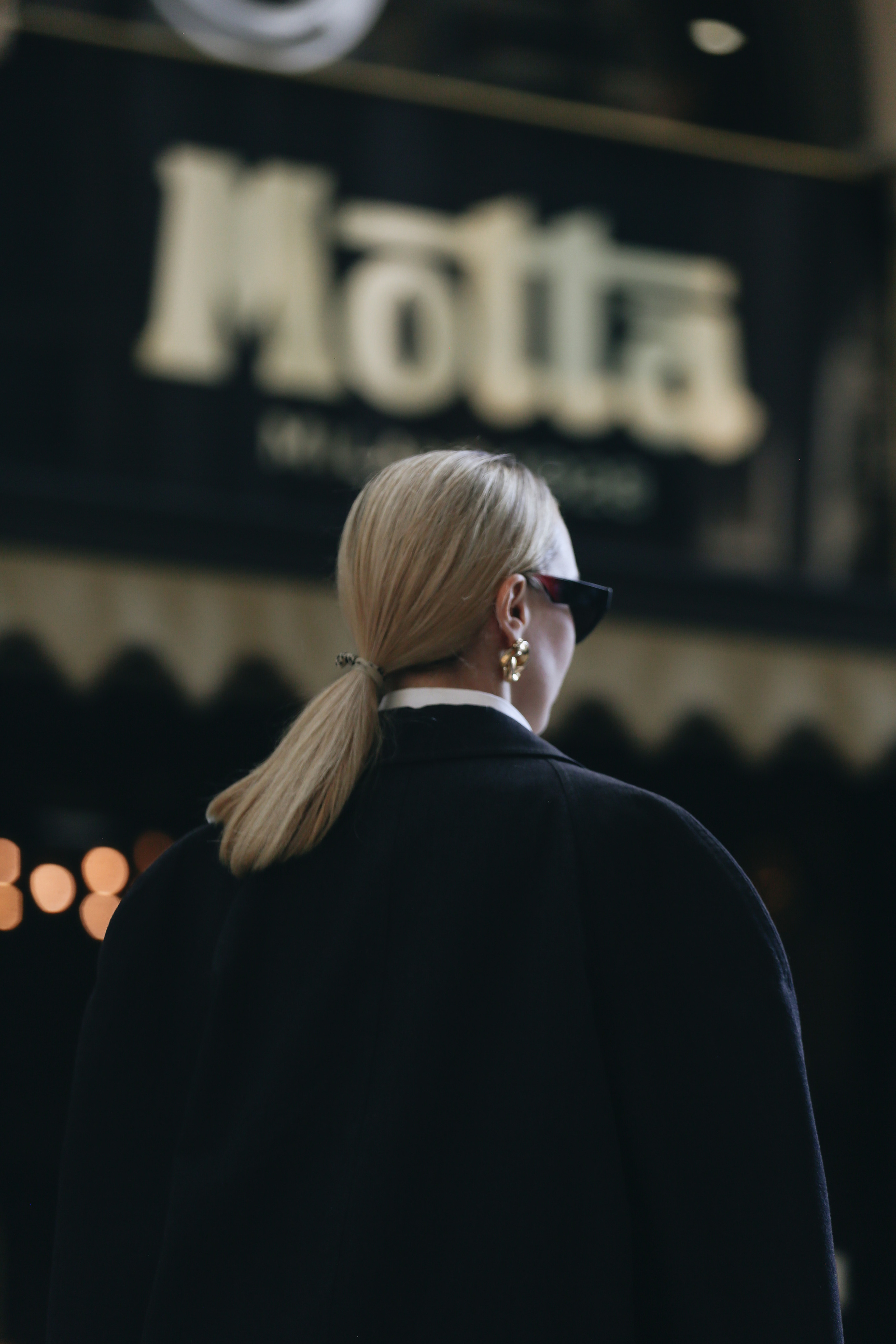 Anna in Milan. Anastasia Fedoseeva / The Street Pie — streetstyle photographer