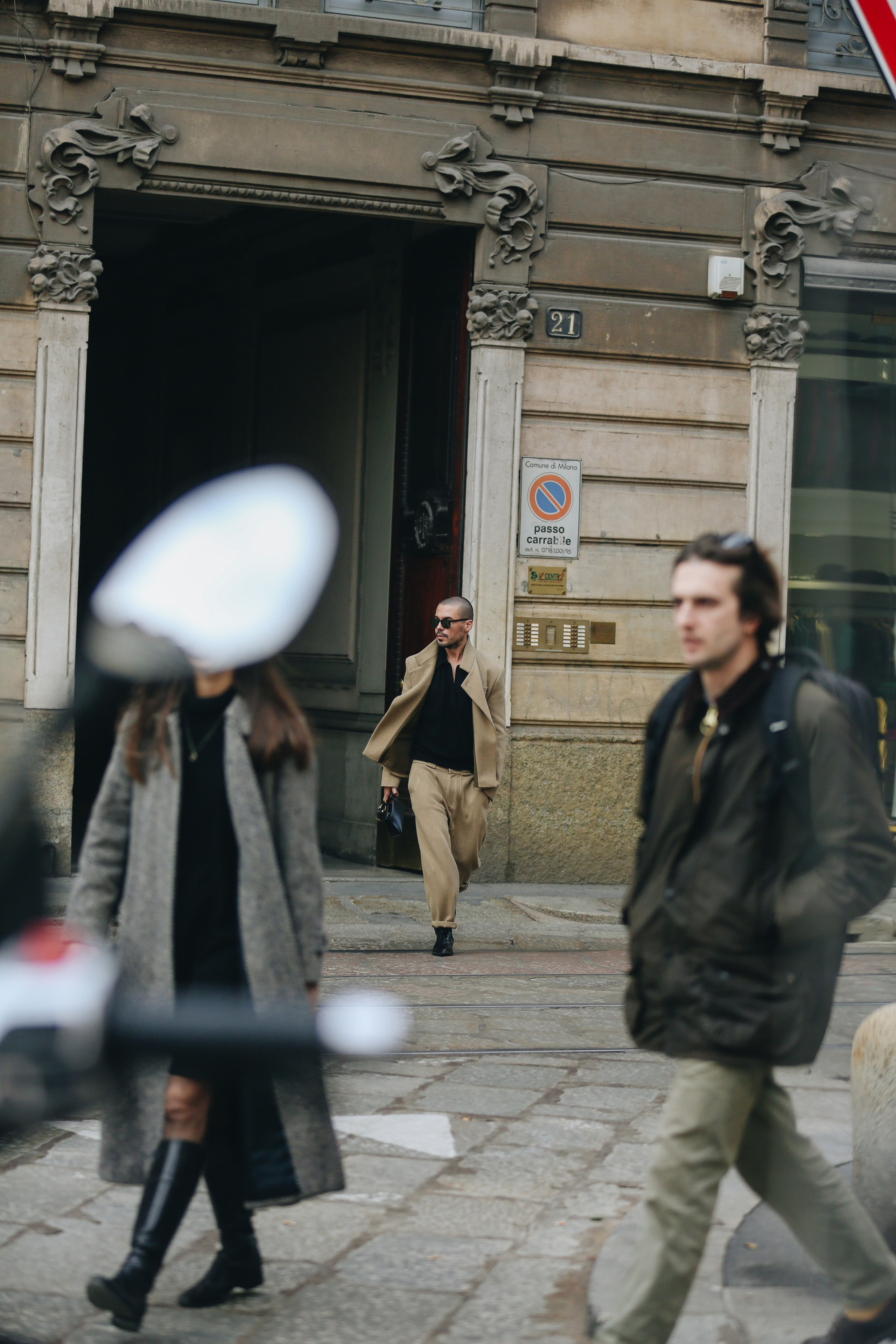 Anton in Milan. Anastasia Fedoseeva / The Street Pie — streetstyle photographer