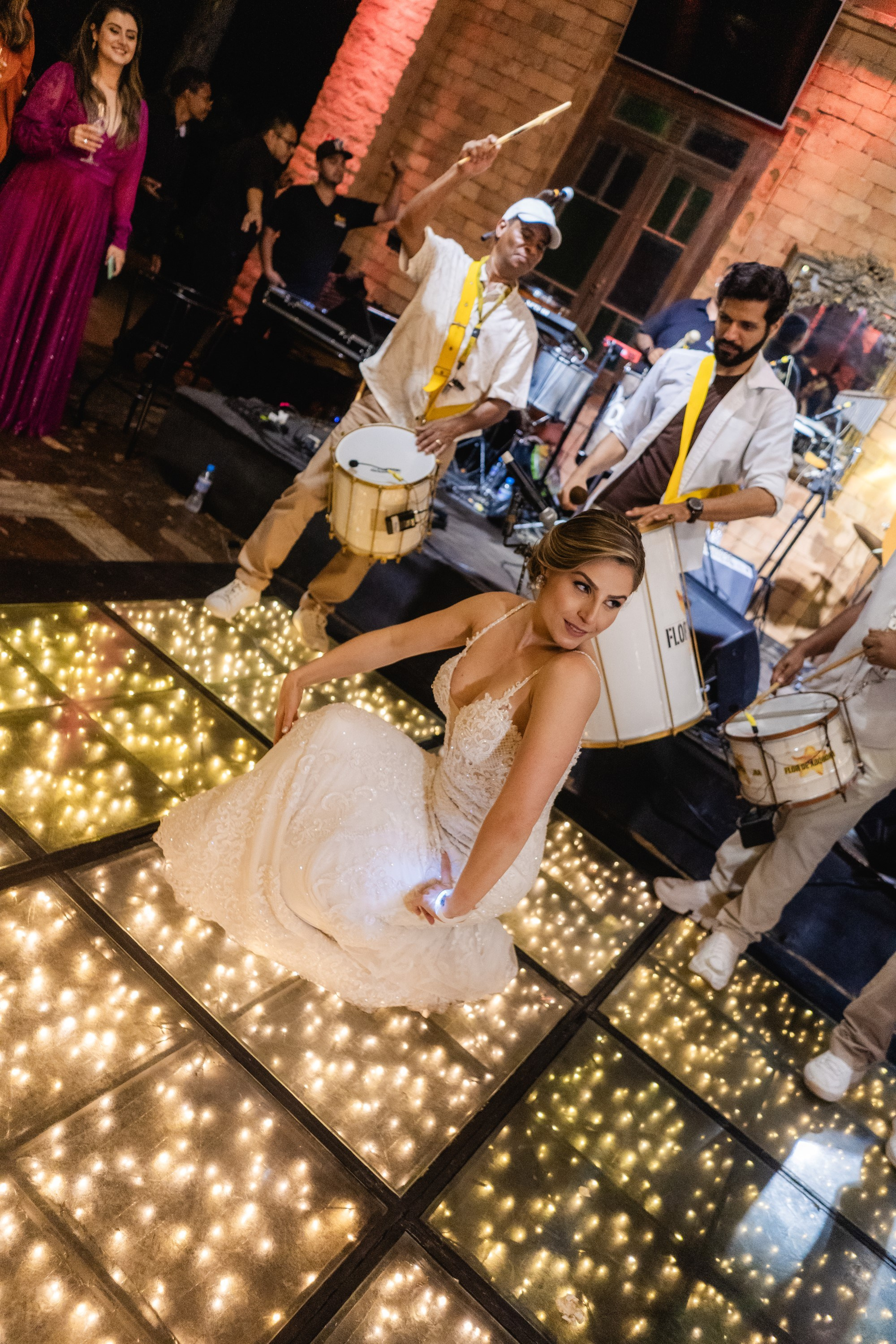 Casamento Natalia e Thiago — Alvorada. Fotógrafo de casamento e Filmmaker de casamento